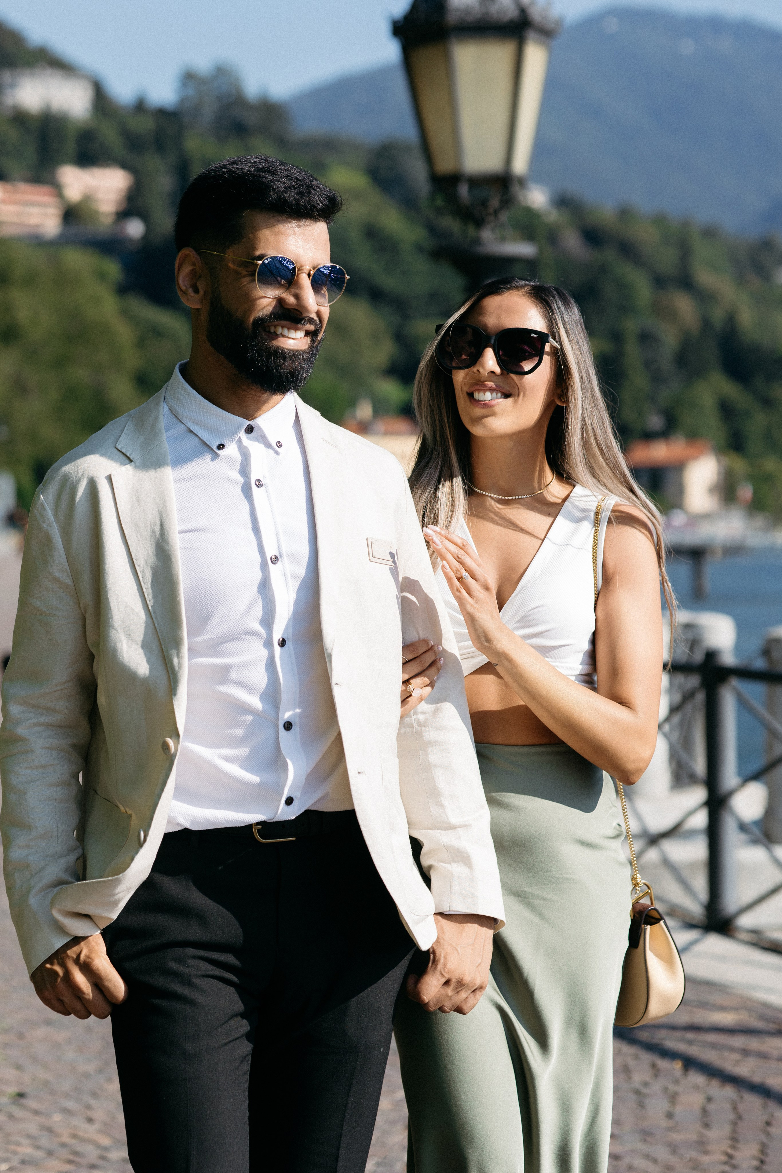 She said yes 💍. Wedding photographer in Italy