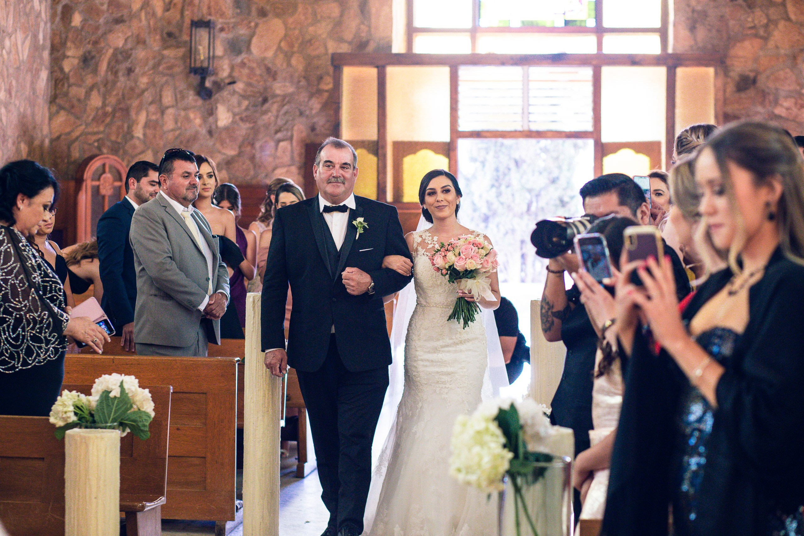Parque La Joya Valle de Gpe + Iglesia de Piedra. Estudio de fotografia en Tijuana