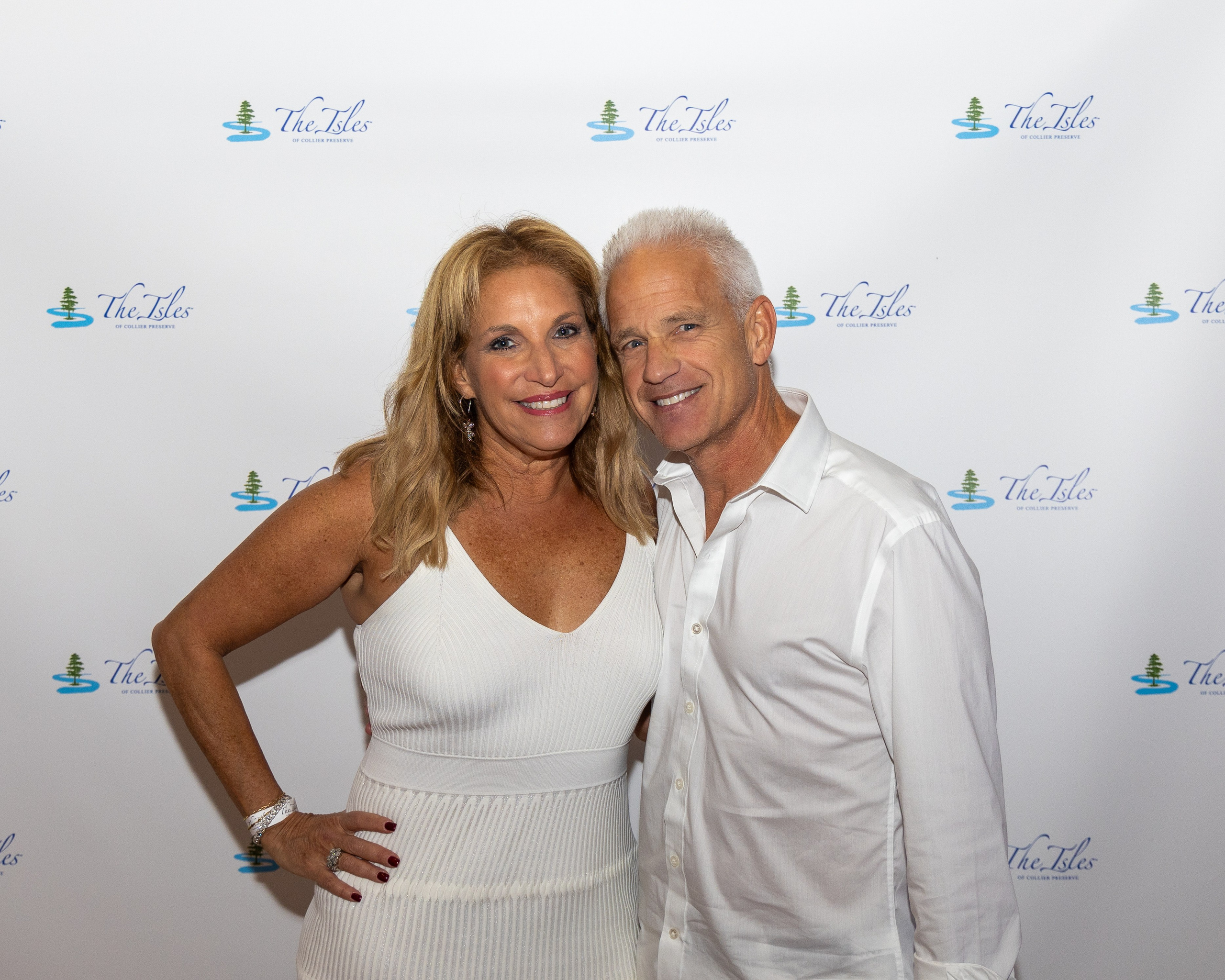 The Isles White Party. Out and About 239