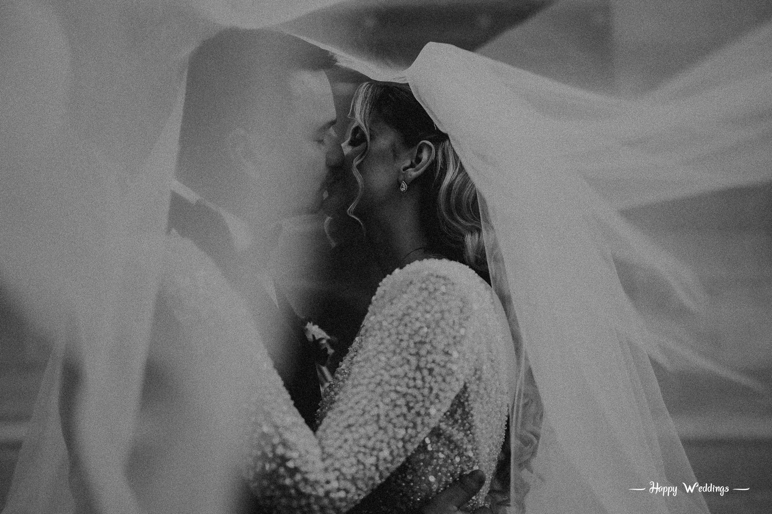 “Nunta lui Marius și Cristina # absolut LEGENDARĂ. Fotograf nuntă Bistrița | Fotograf botez & evenimente — Happy Weddings