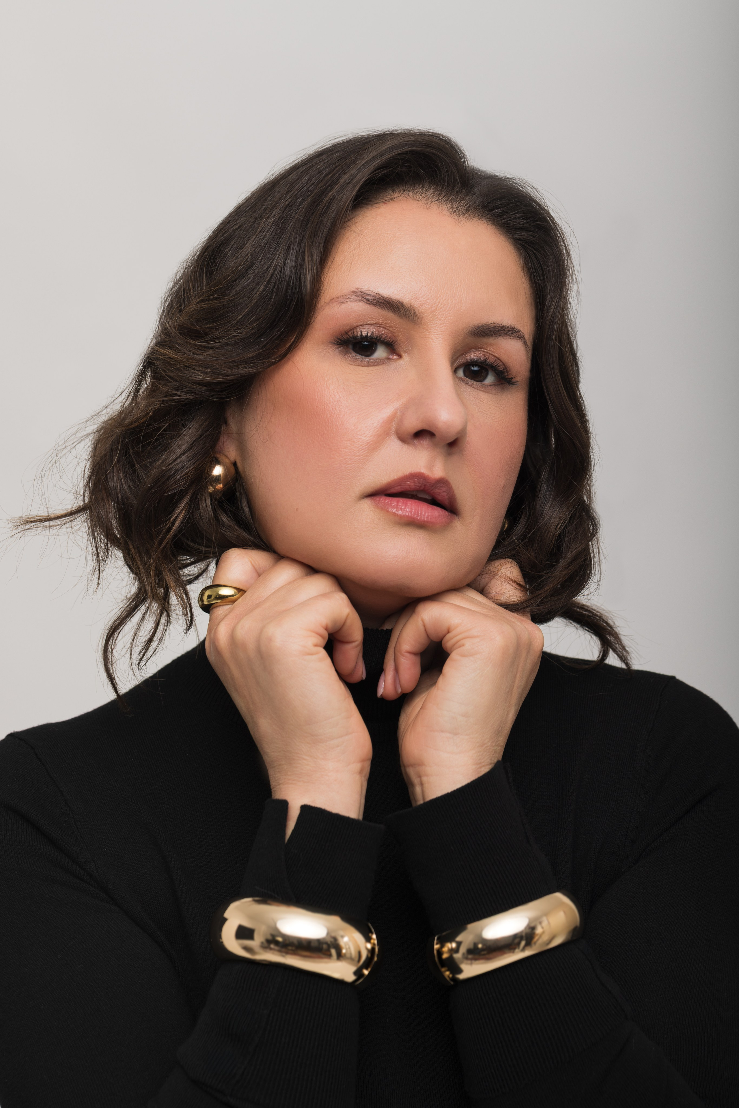 CORPORATE. ESTUDIO DOZE