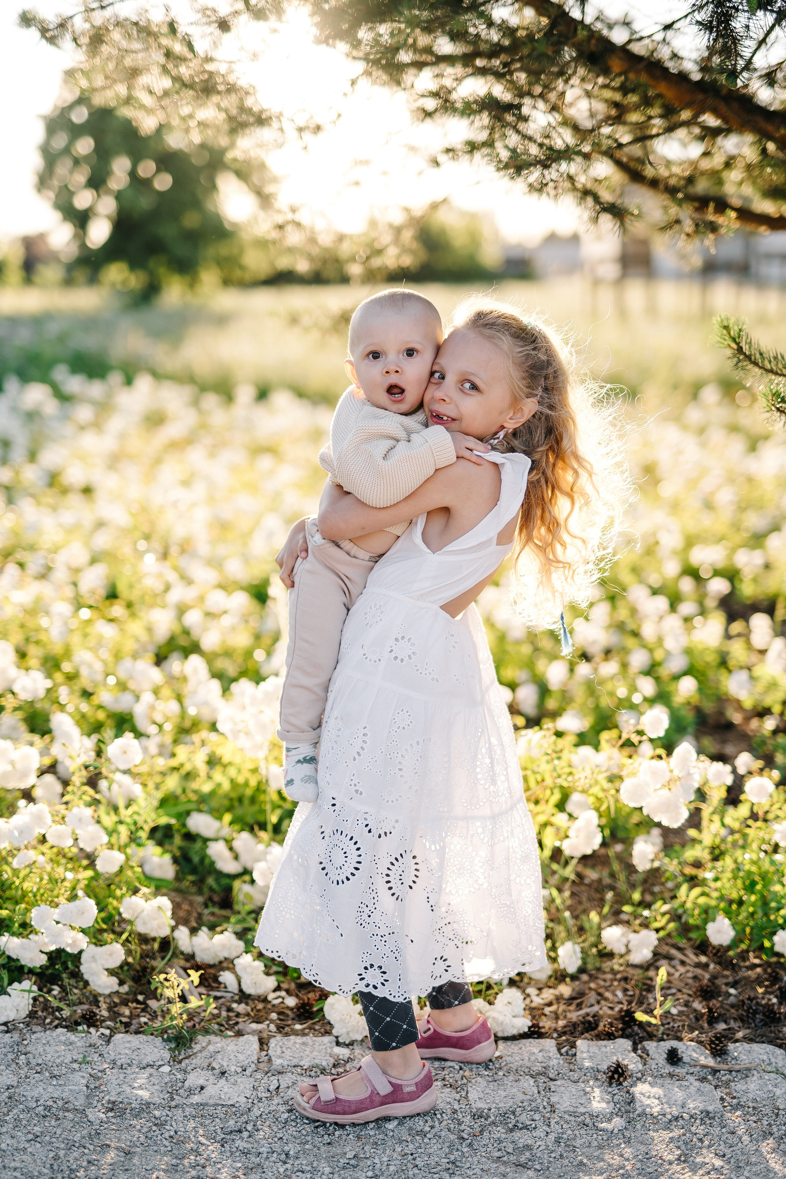 Mini sesja w plenerze. Fotograf Łódź - sesja ciążowa, noworodkowa, dziecięca. Studio w Łodzi