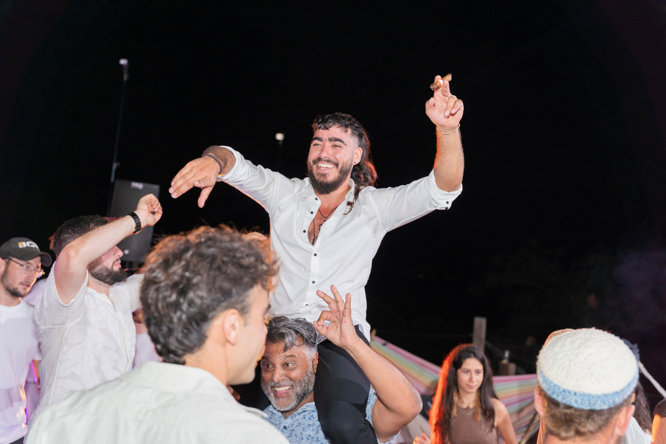 אביה ואחיה. יוסף מזרחי צילום חתונה, ברית וזוגיות. צלם מקצועי שאוהב להוציא אתכם הכי יפים ברגעים הכי מרגשים