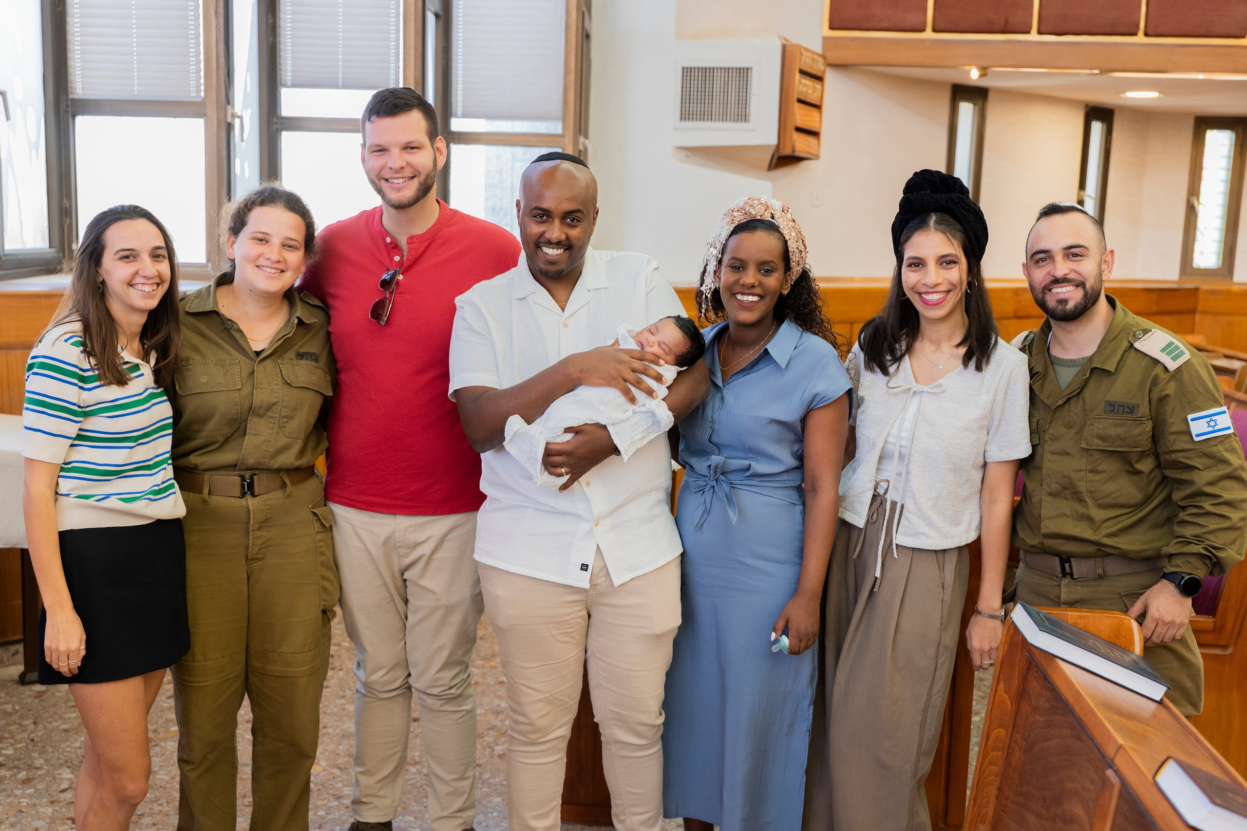 משפחת סלומון. יוסף מזרחי צילום חתונה, ברית וזוגיות. צלם מקצועי שאוהב להוציא אתכם הכי יפים ברגעים הכי מרגשים