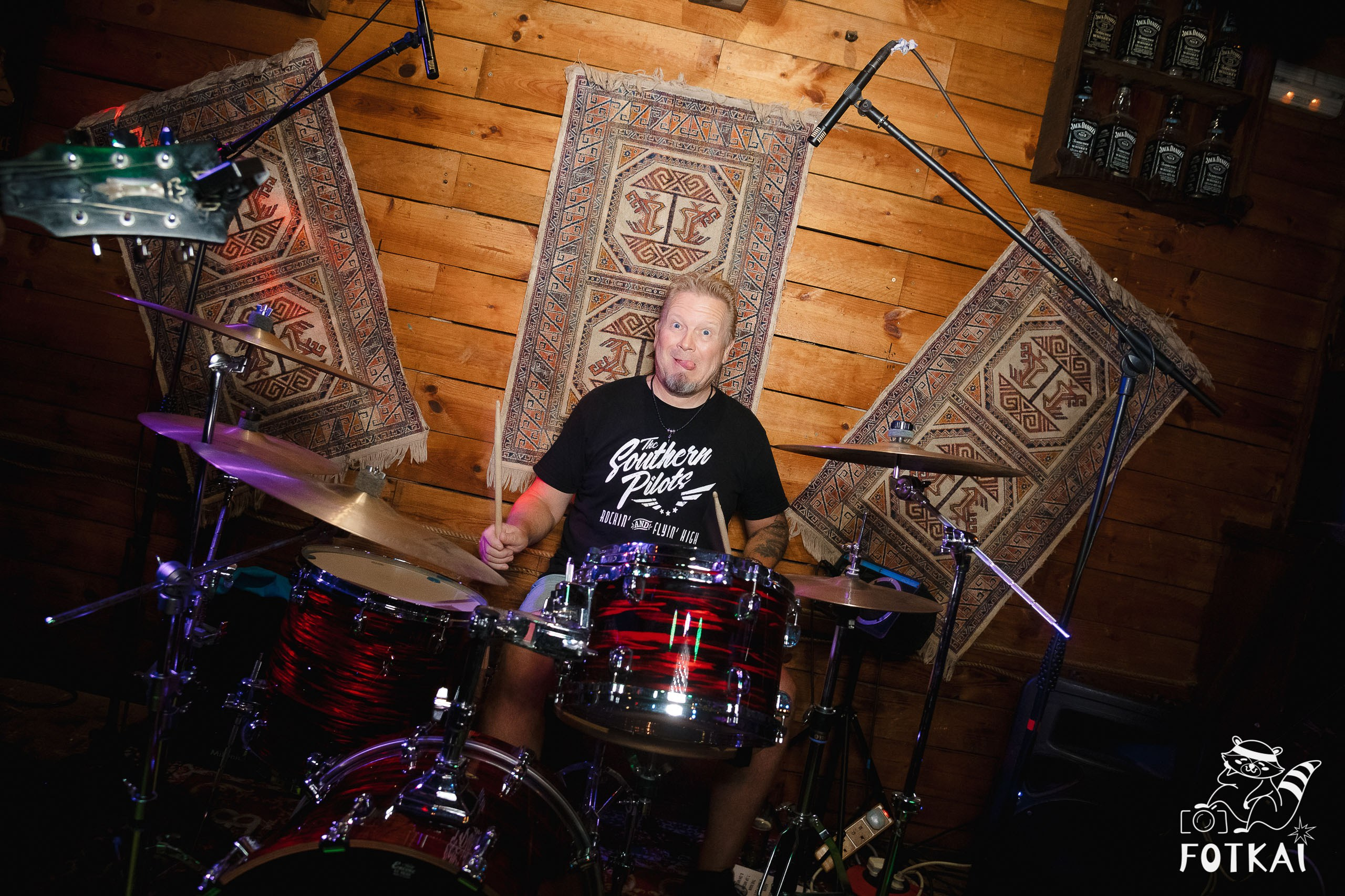 MonTorre Band en El Paso Rock Bar Torrevieja: Reportaje fotográfico 27.09.25 | FOTKAI