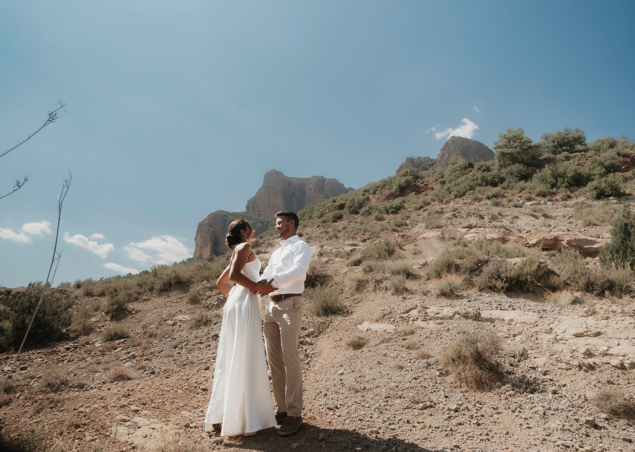 Boda Marta&Adil. Fotógrafa y videógrafa en Lleida y Pirineos | Alba del Norte Studio