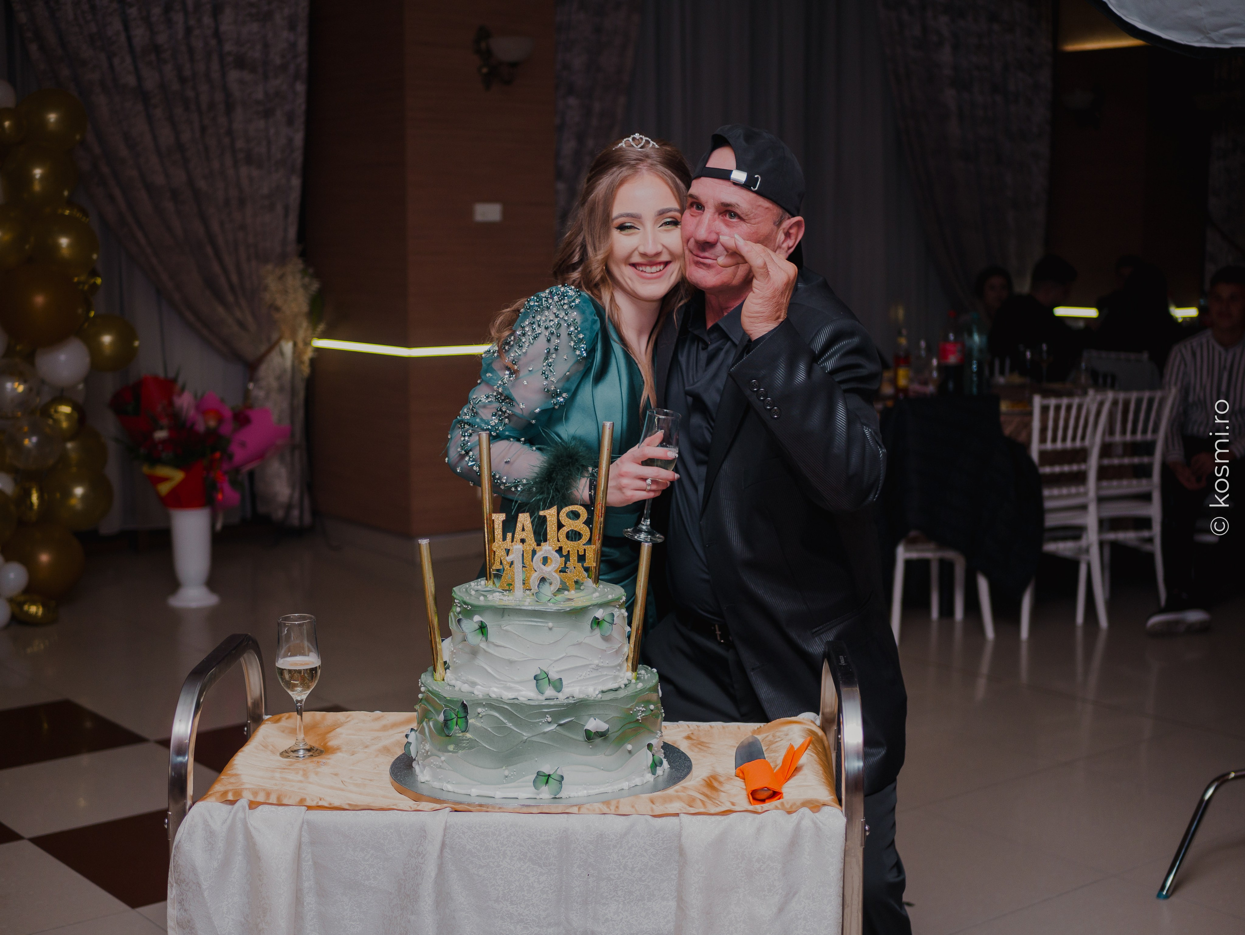 Majorat Andreea. Kosmi