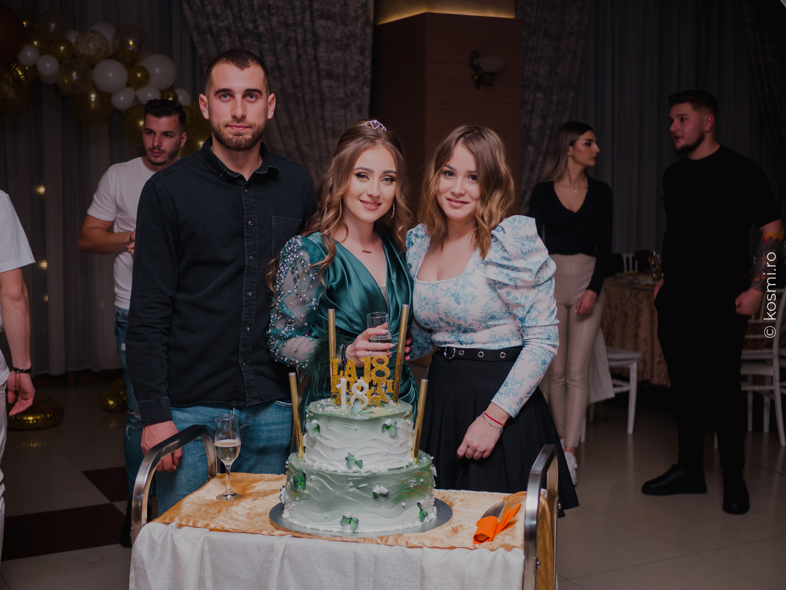 Majorat Andreea. Kosmi