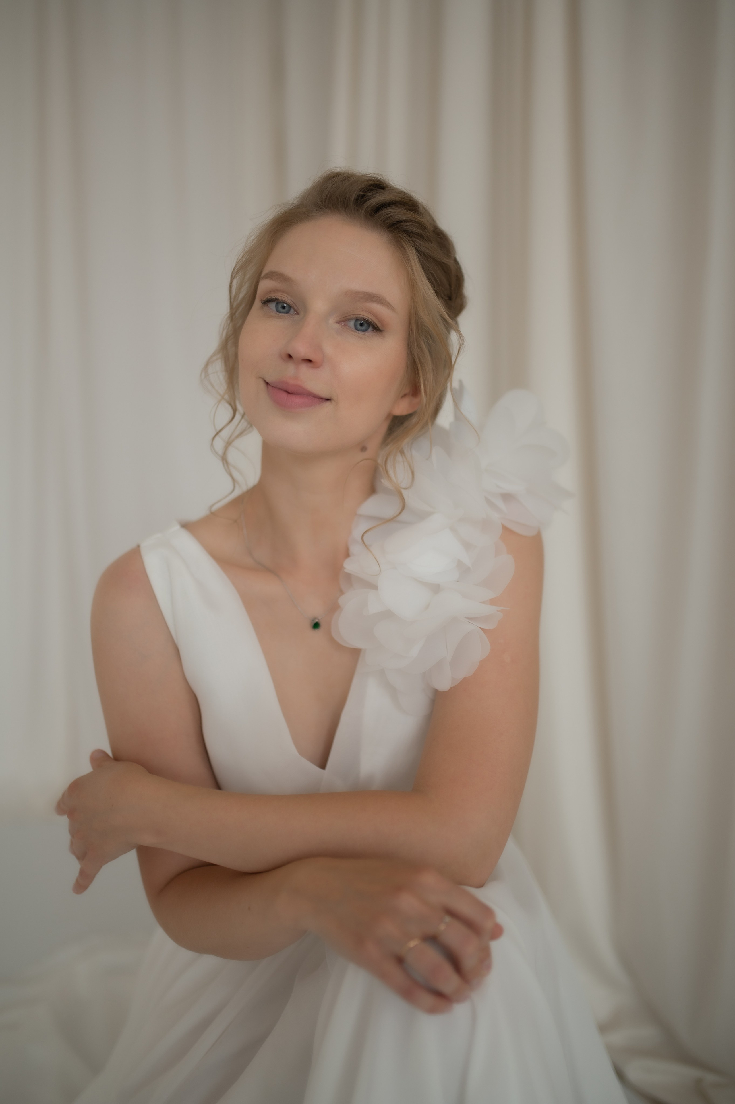 Bright. Wedding and commercial photographer