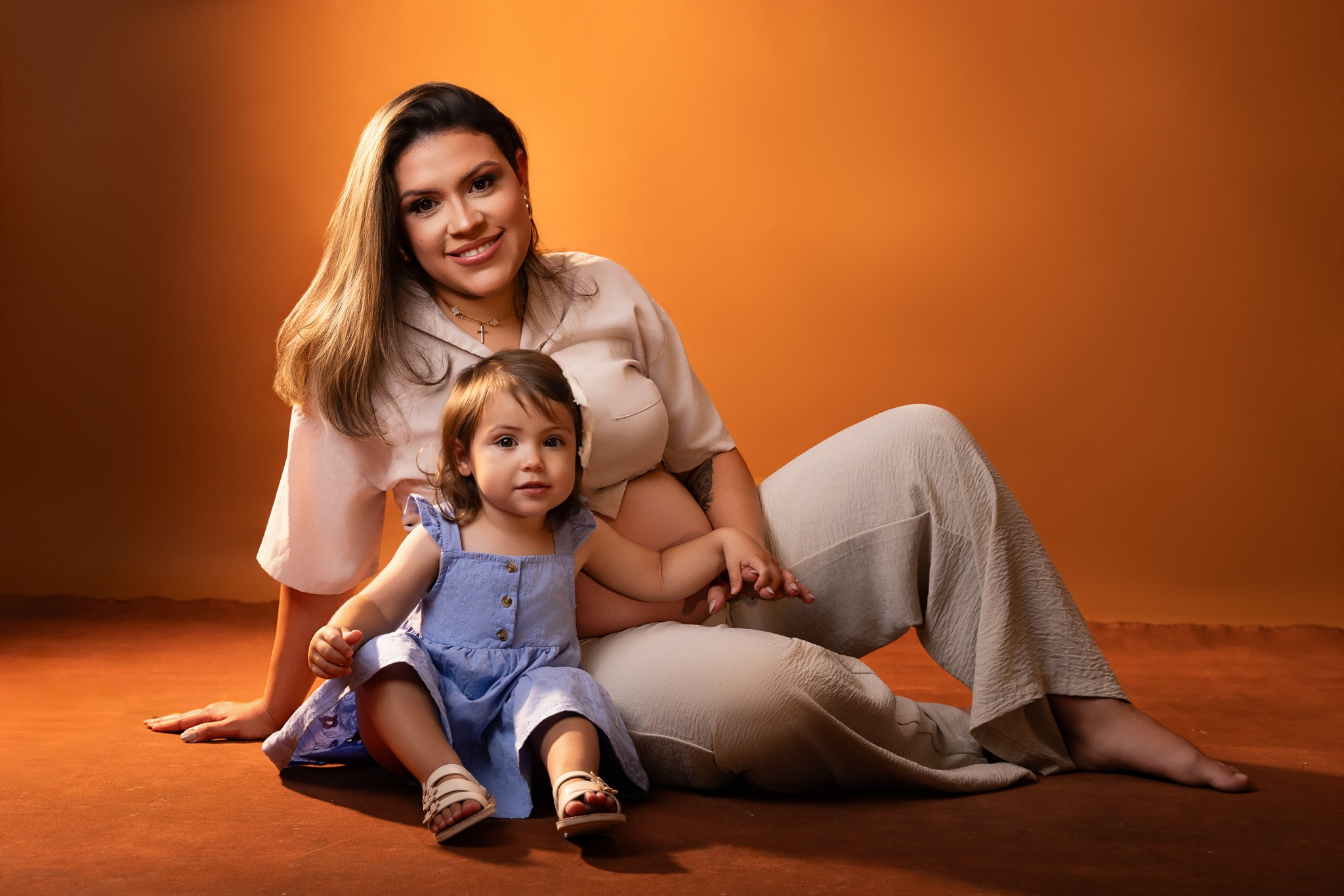 Bianca Maternity Photoshoot. Professional family, maternity & newborn photographer in North Charleston, SC, creating timeless portraits