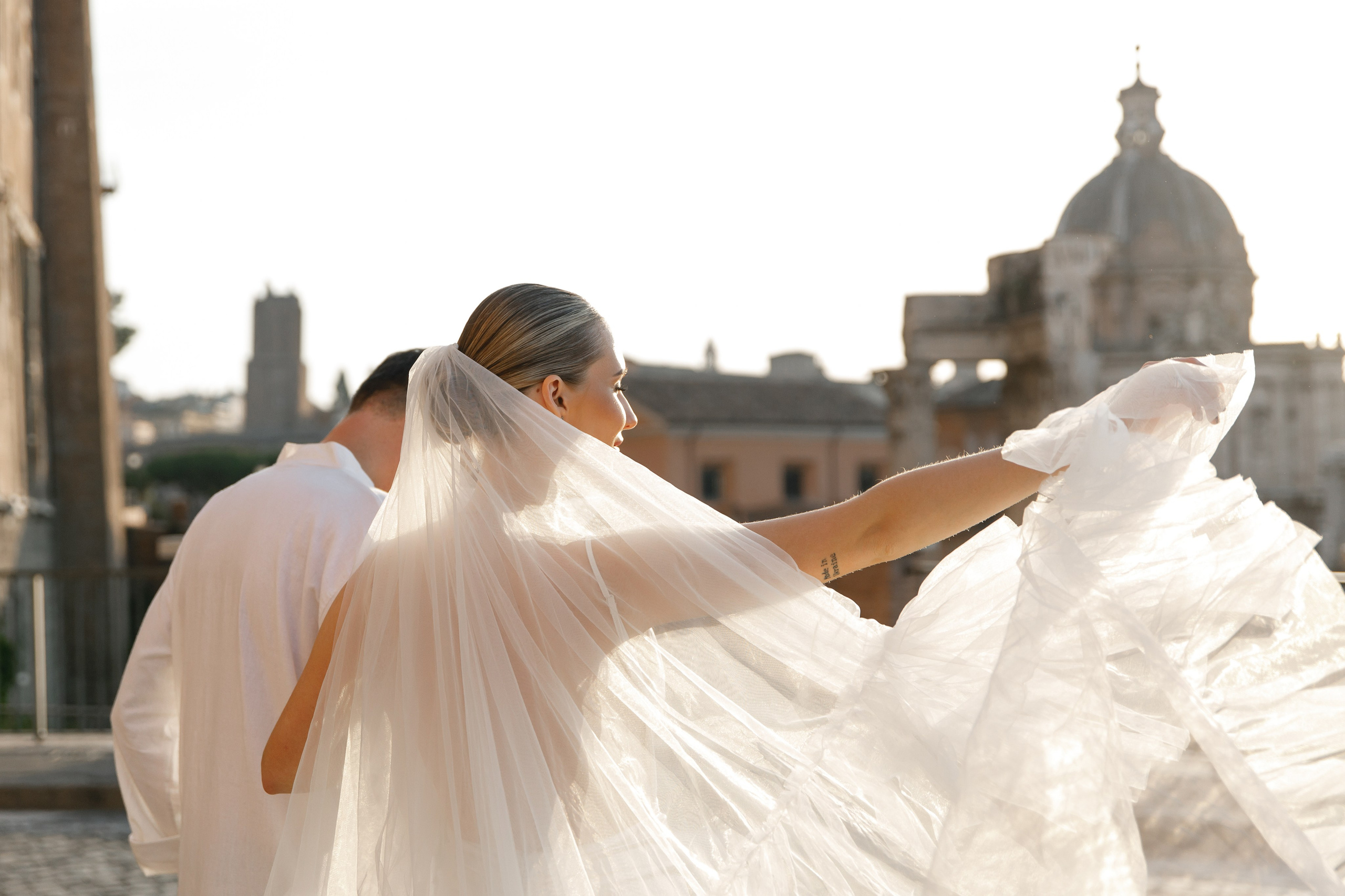 Elopement in Rome. Wedding Photographer Rome Tuscany Como Sicily Puglia Amalfy Italy- Oksana Savenchuk