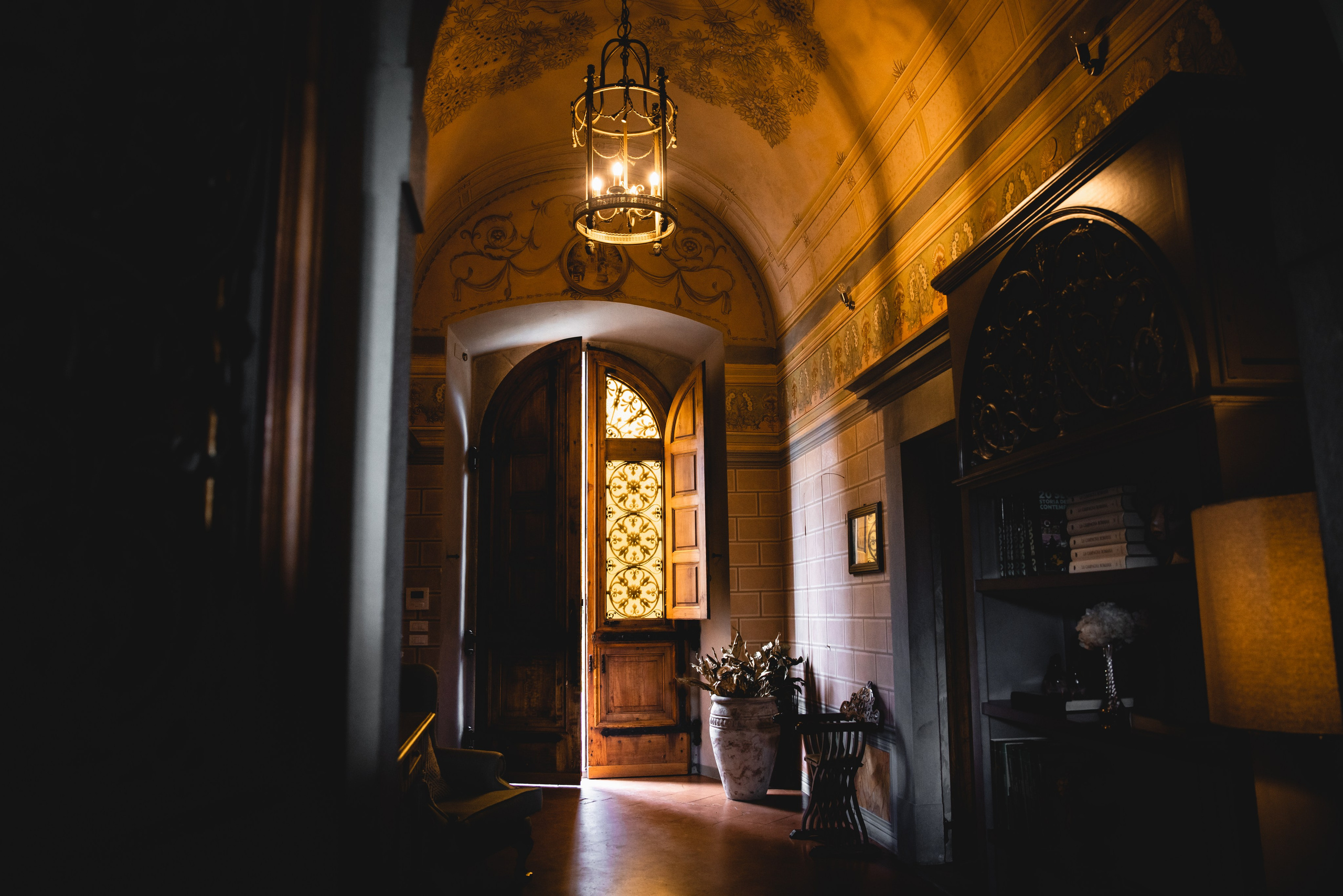 Tuscany Wedding Villa La Commenda Concordia. Professional wedding photographer in Copenhagen, Denmark — Julia Byron