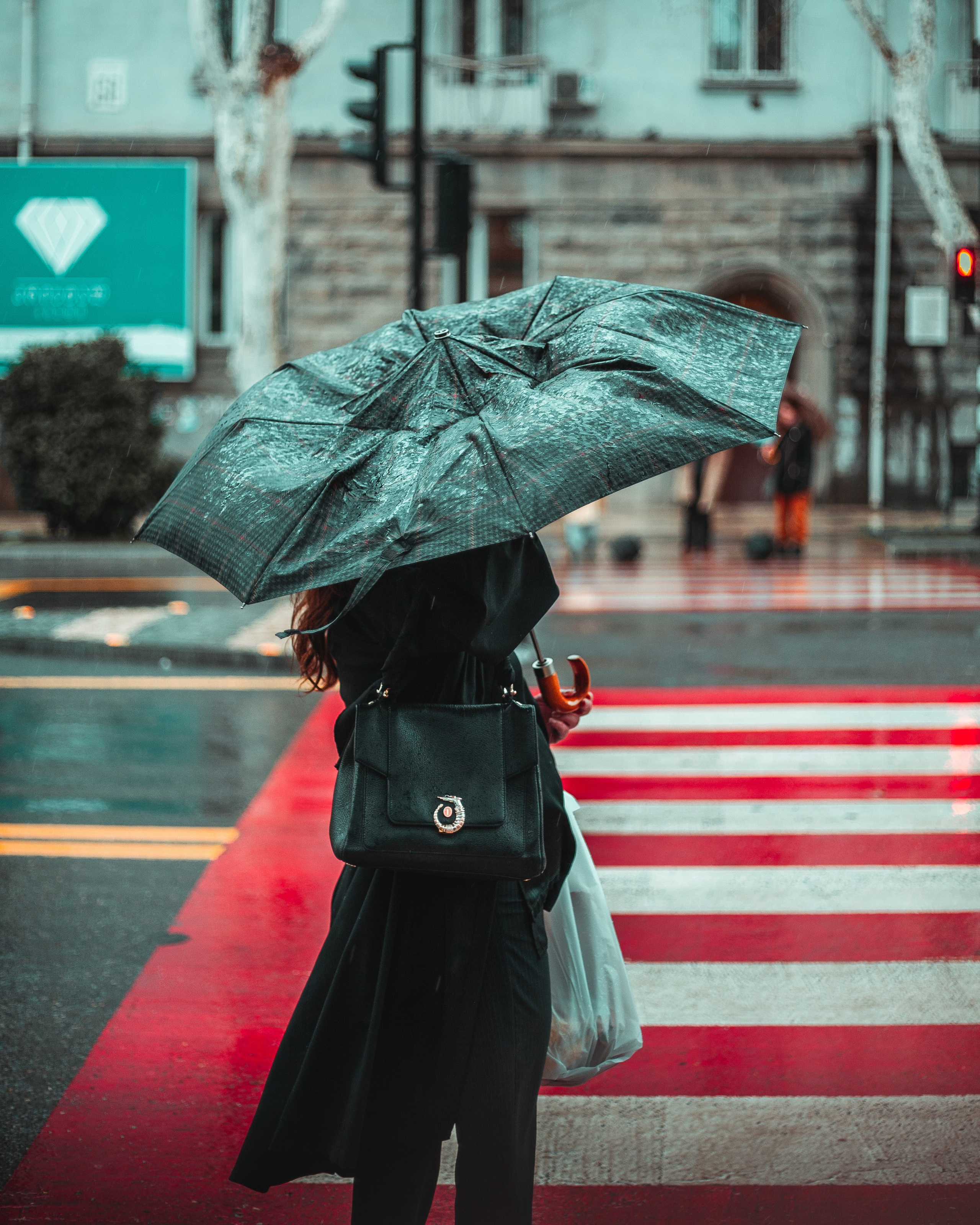 T B I L I S I. Bspander