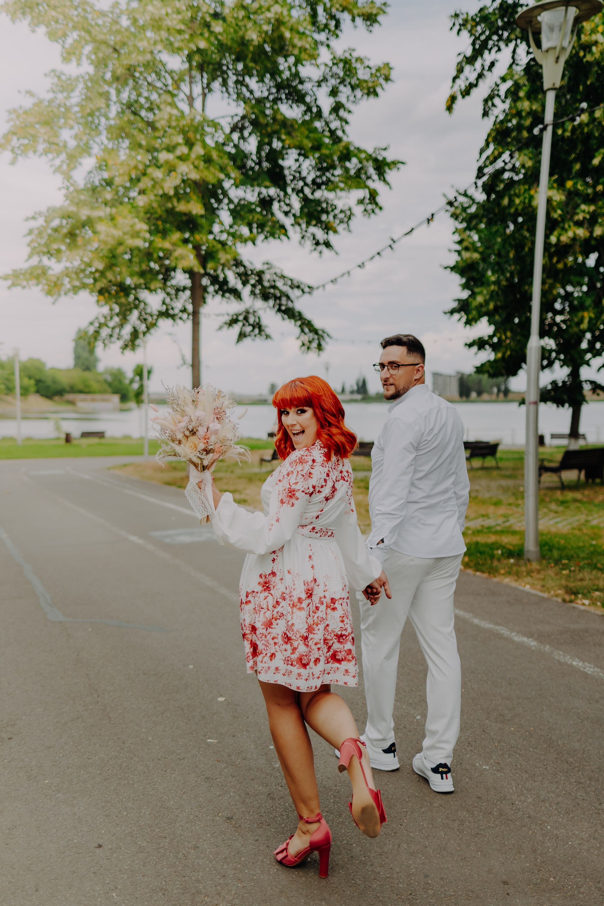 V&A. George Laslău Fotograf