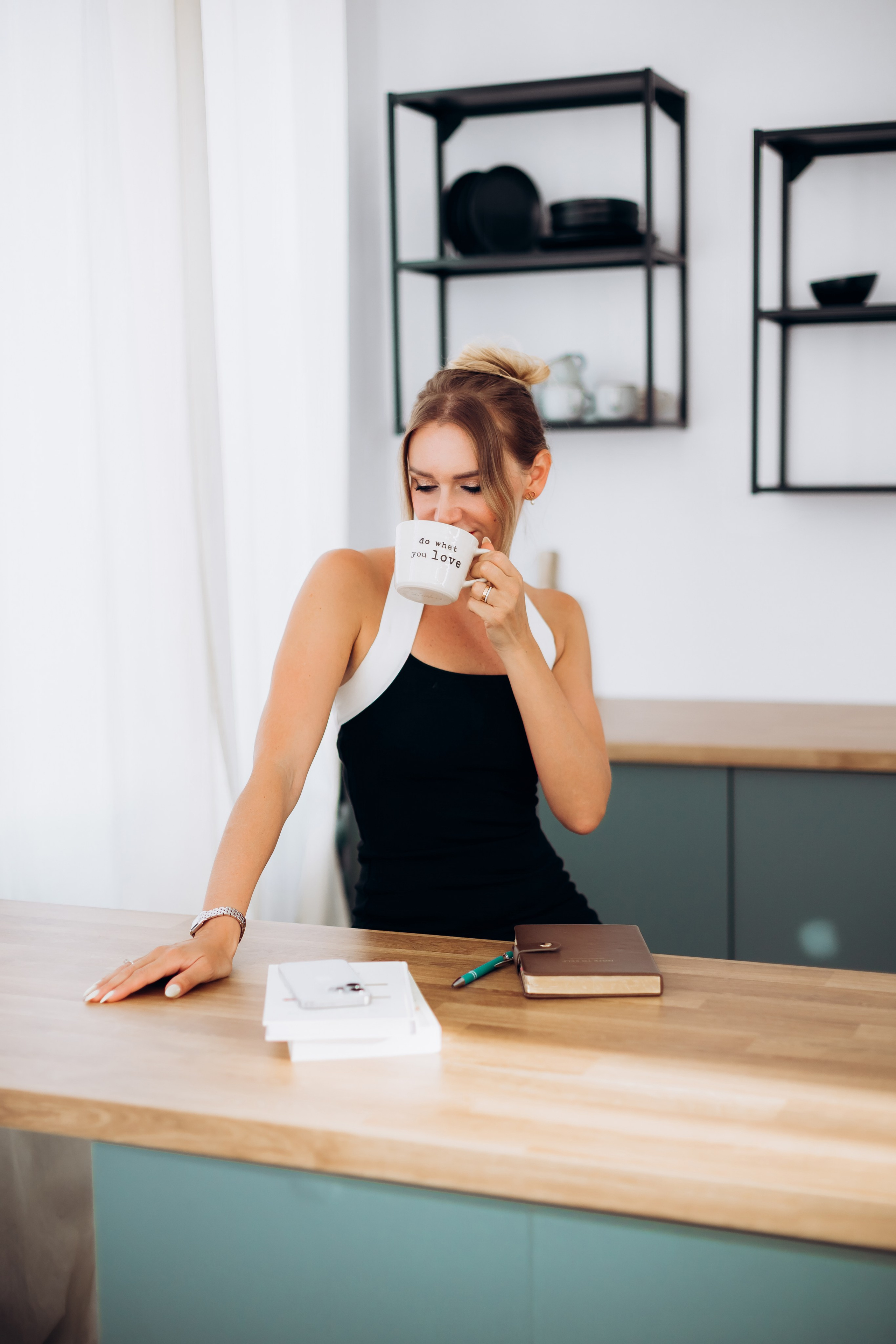 Anastasia (business portrait). Wedding and Family Photograph