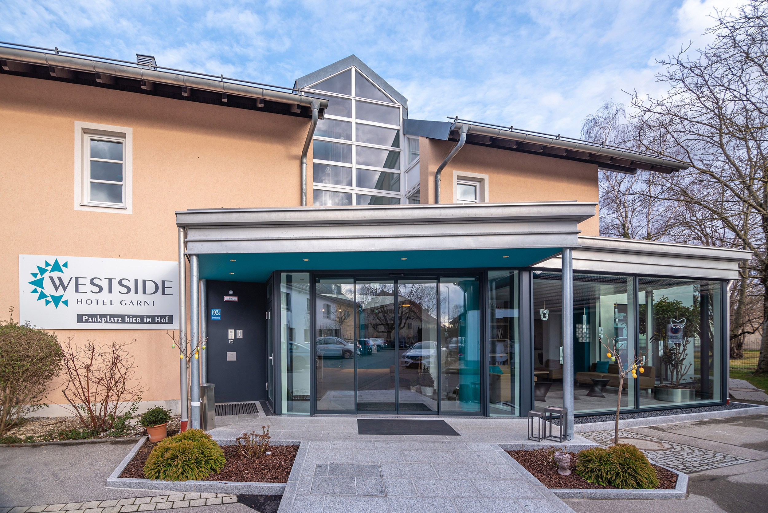 Beautiful photo shoot in Munich for a hotel WESTSIDE Hotel Garni. Photographer in Yerevan