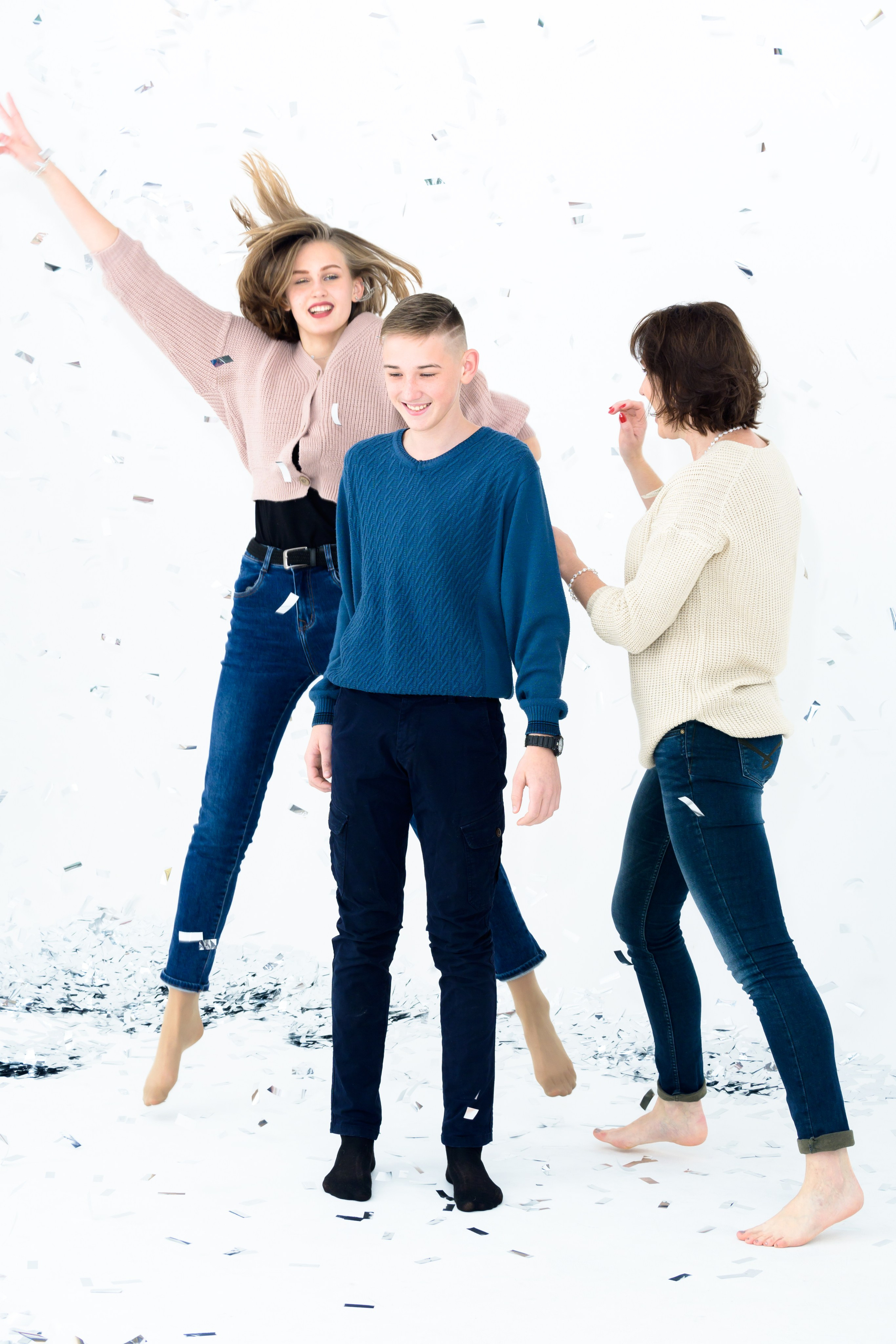 Katya and the family. Fotograf Dmitrii Donets