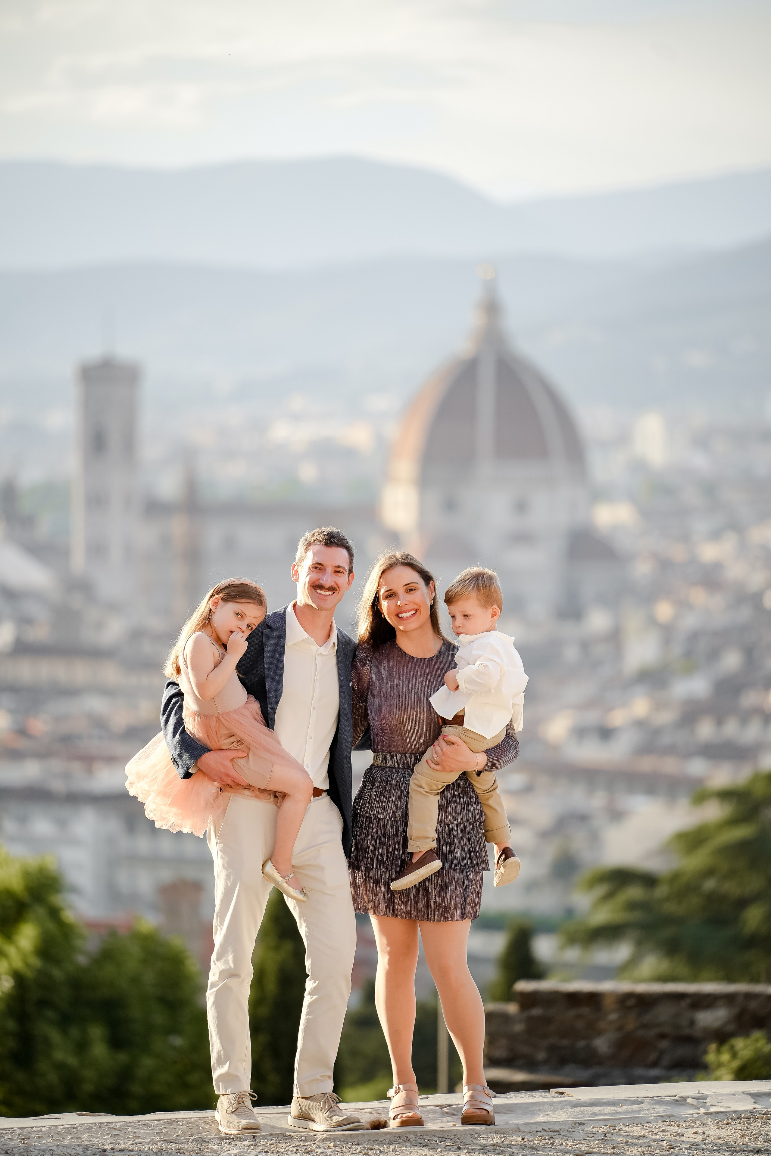 Jessica & Family. Wedding Photographer in Italy