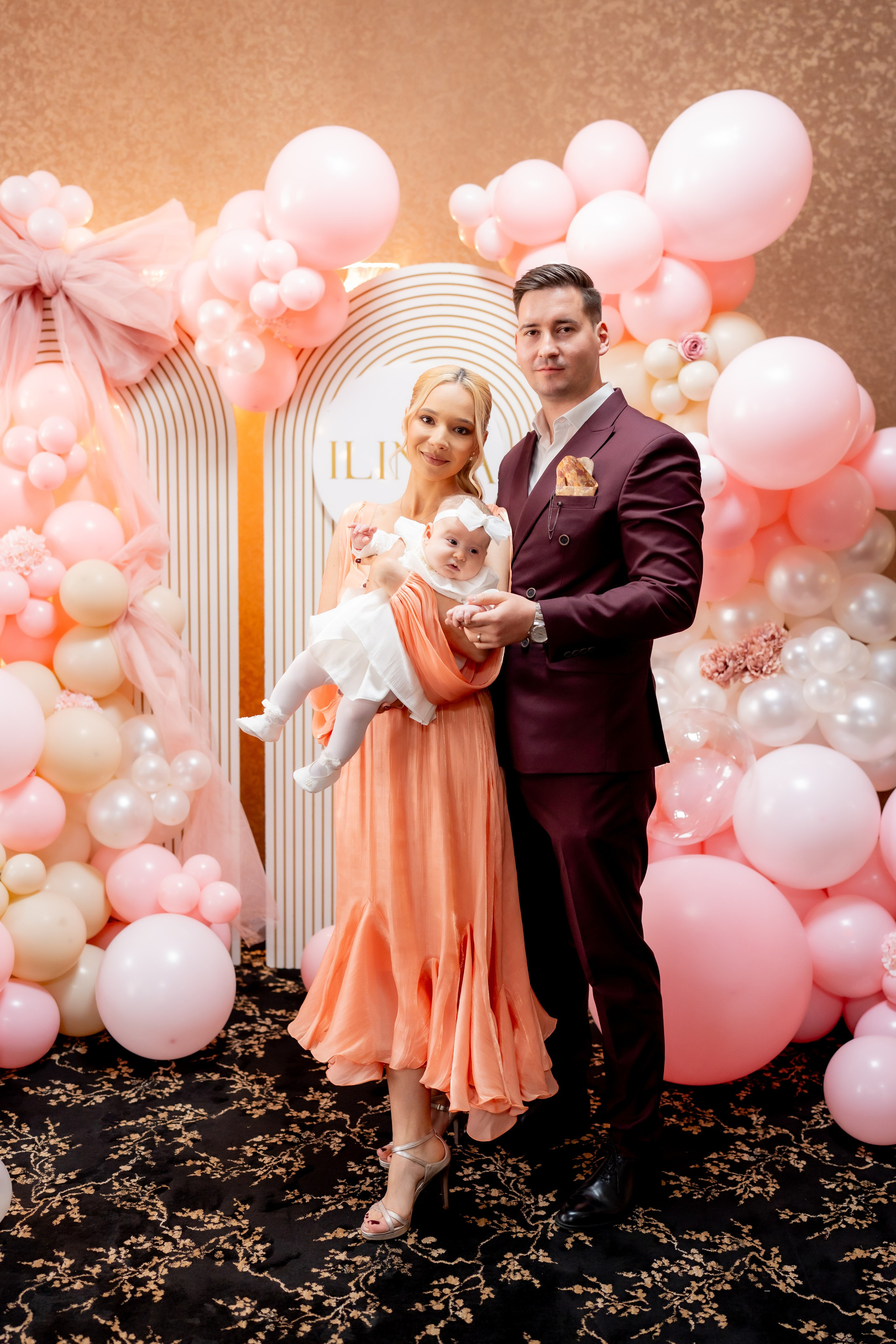 Ilinca. Mark Fazakas — Wedding Photographer