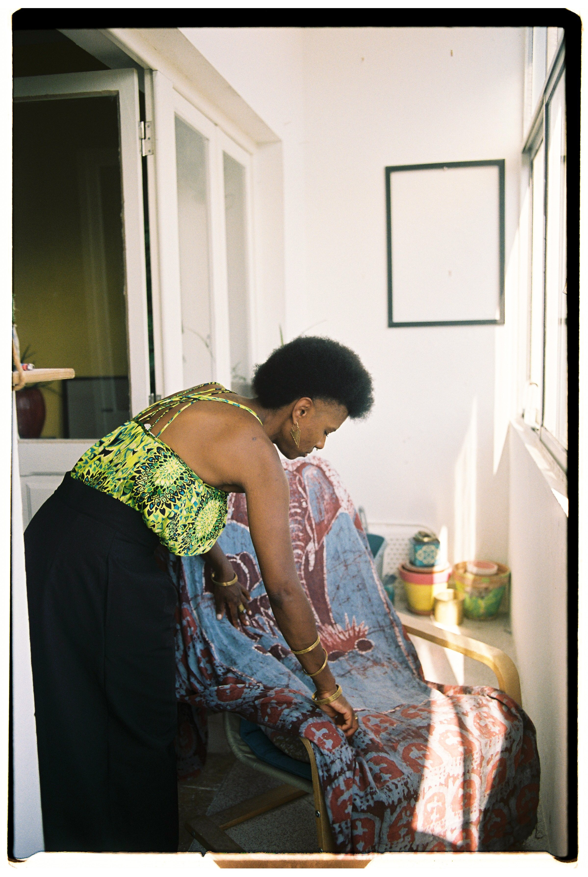 What sustain us — Alessandra. A visual practice of being-with
