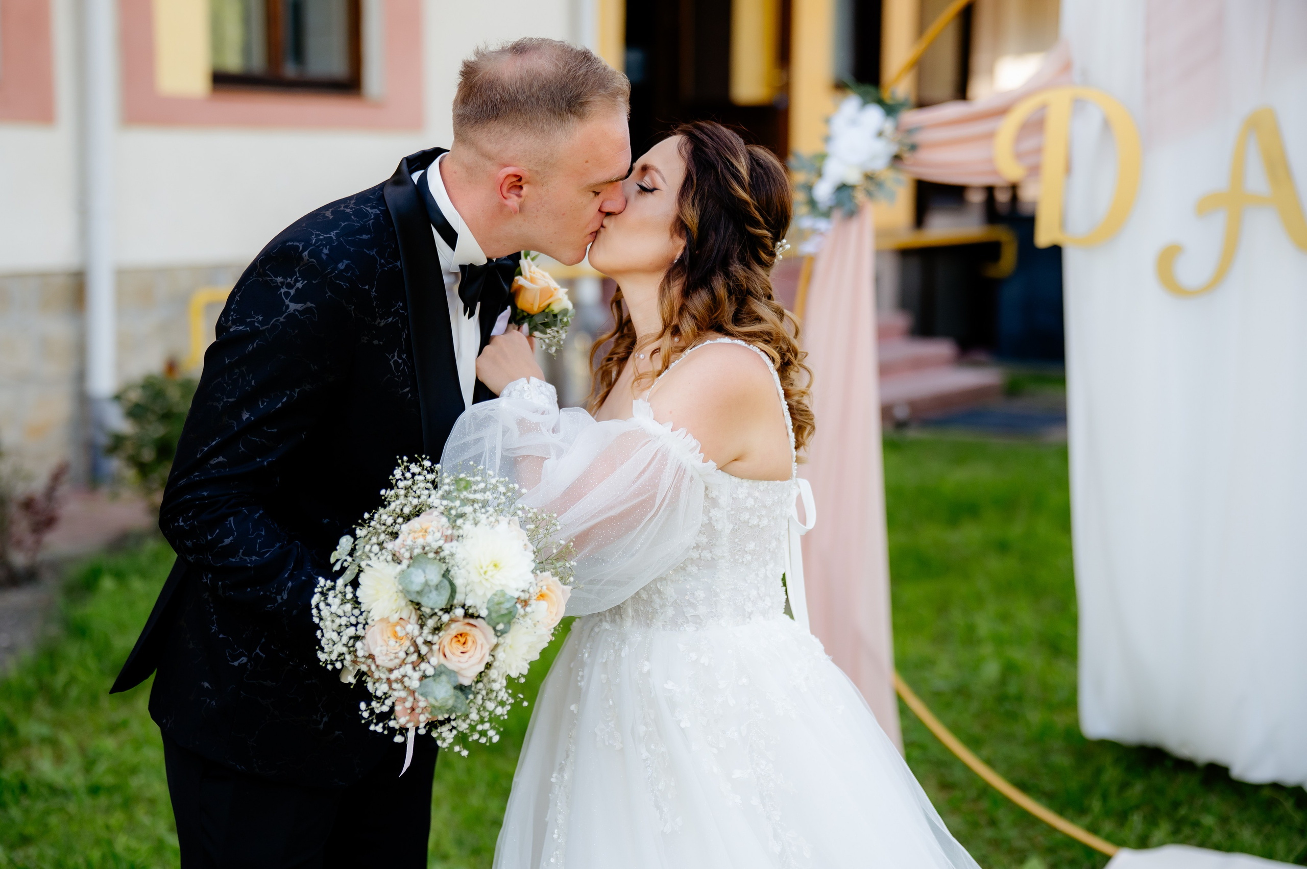 Anca & Daniel. Andrei Samuel – Fotograf București | Evenimente, Studio, Imobiliare, Produs