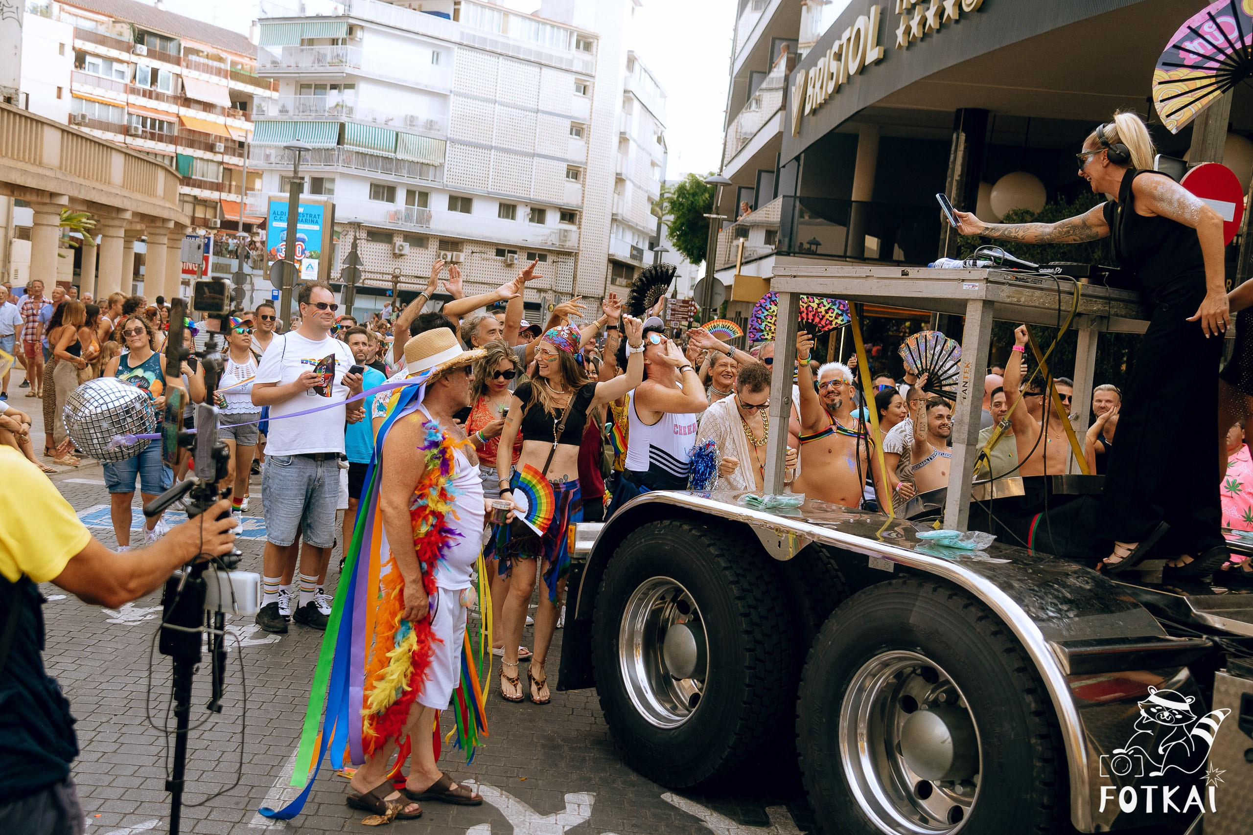 Fotos Desfile Benidorm Pride 2025 | Galería Oficial FOTKAI | España