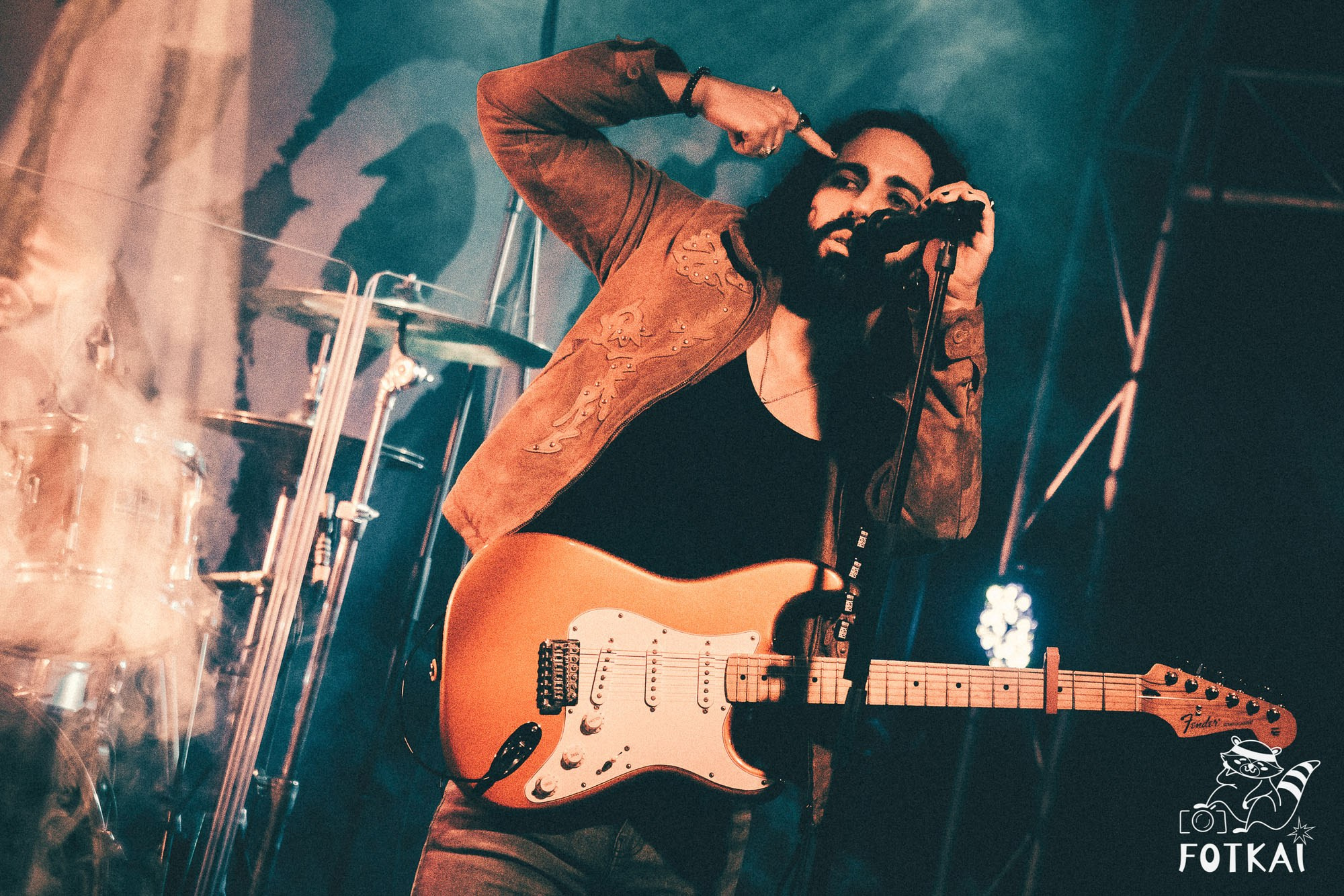 DENISDENIS — reportaje fotográfico del concierto en la Sala Marearock (Alicante) | FOTKAI