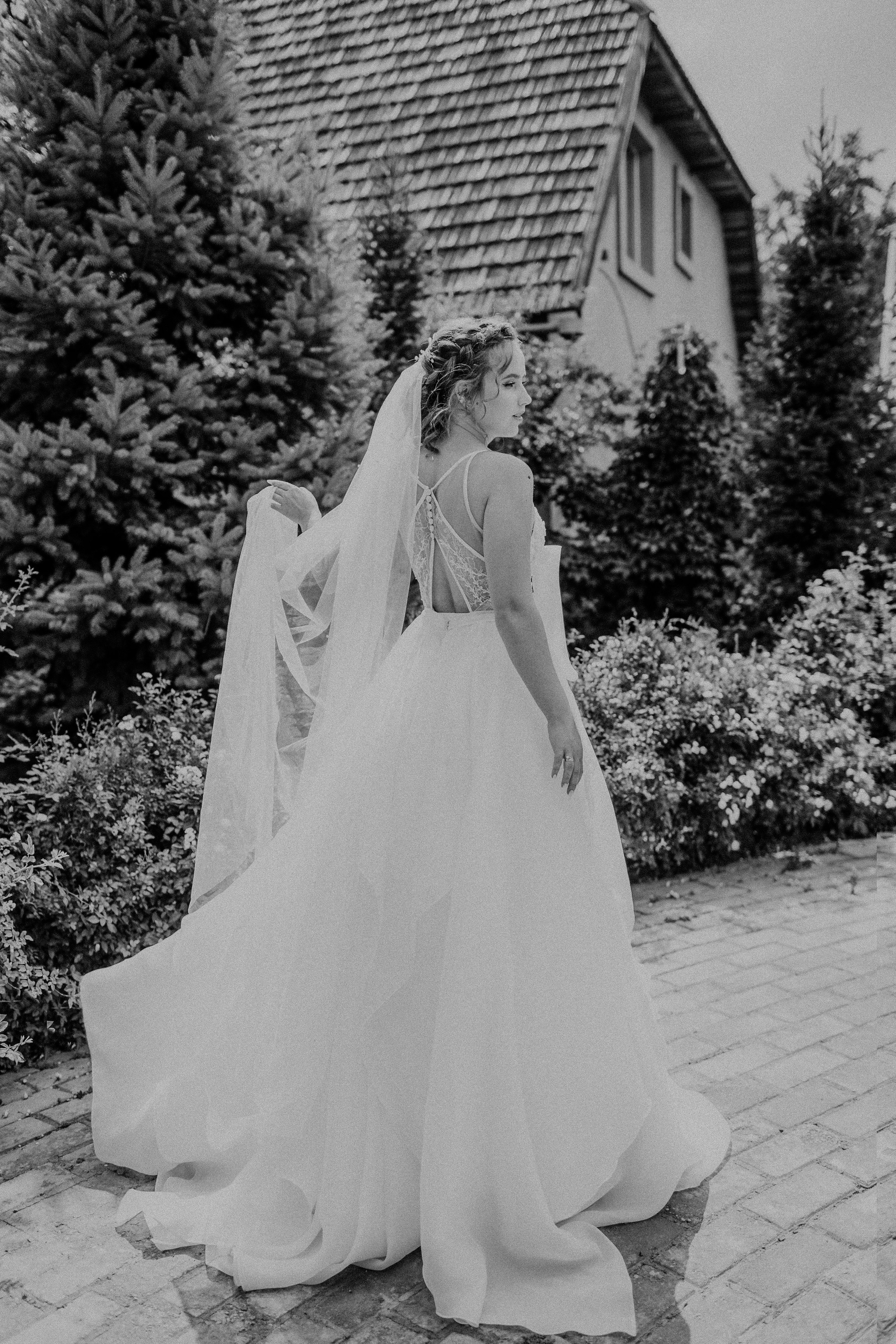 Свадебная фотоссесия для молодоженов в Бишкеке. Фотограф в Бишкеке Оксана Шувалова