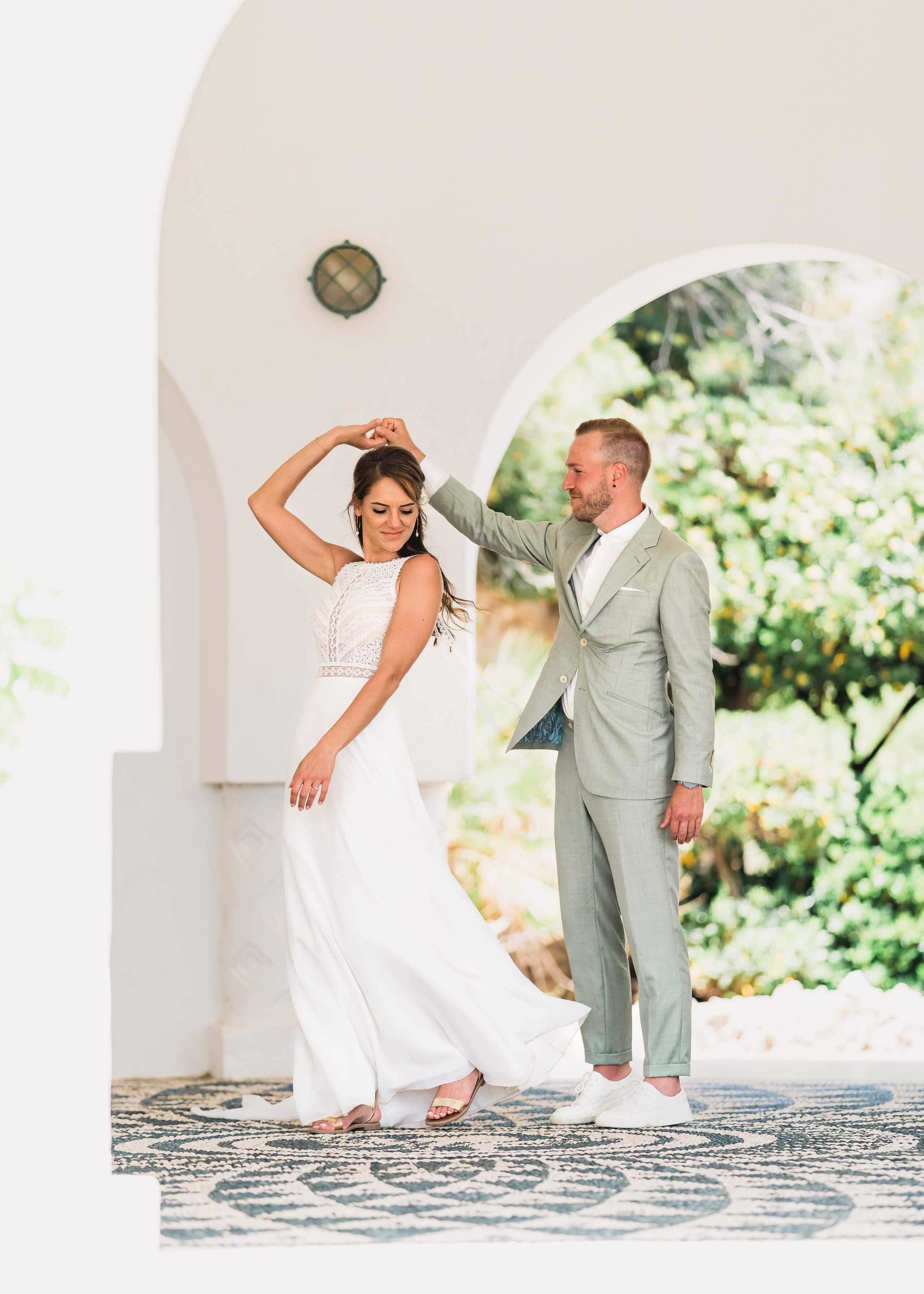 Dolly and Mo. Renate Woeste | Wedding planner in Rhodes. Creating dream weddings by the sea. Let’s make your special day unforgettable