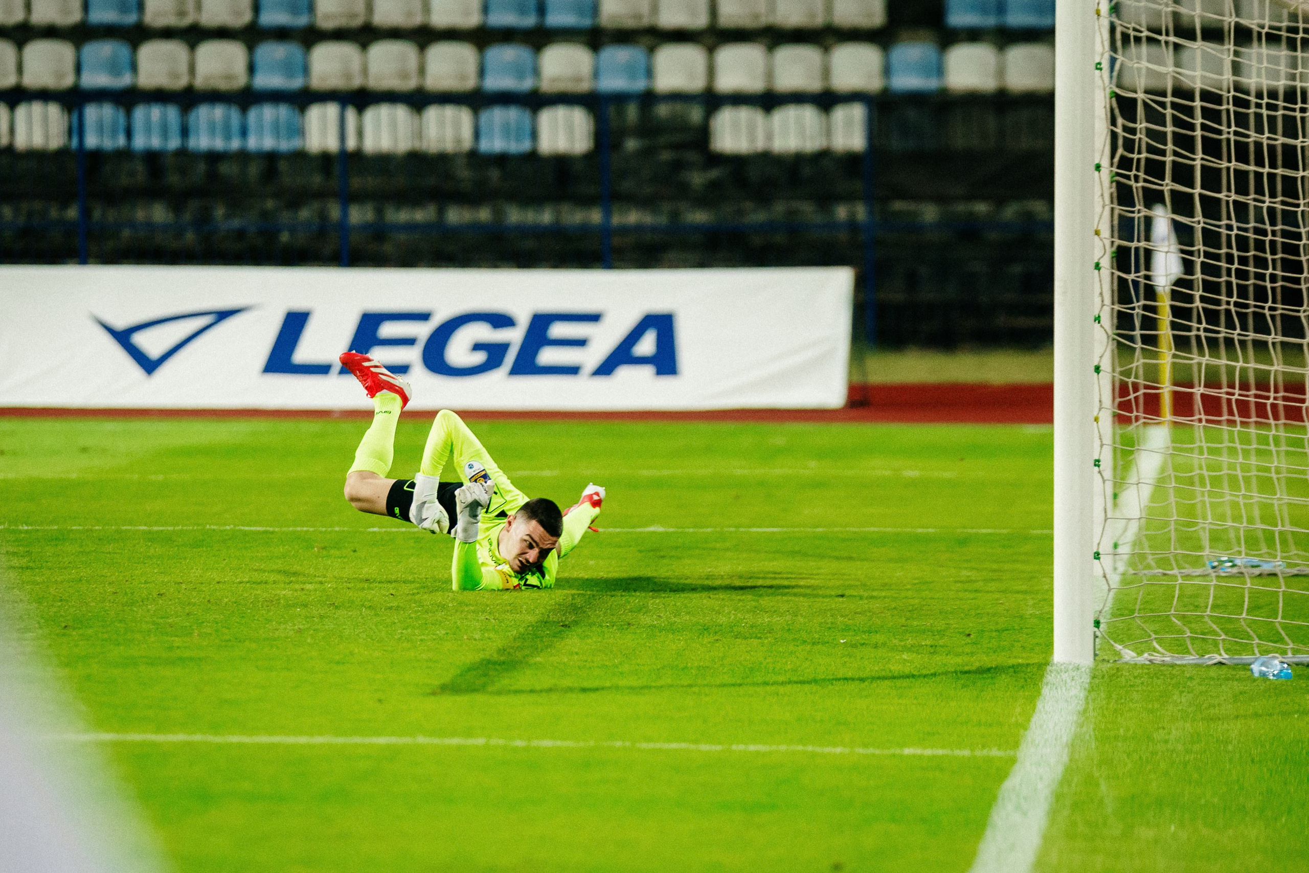 Fudbalska utakmica FK Sparatak FK Napredak