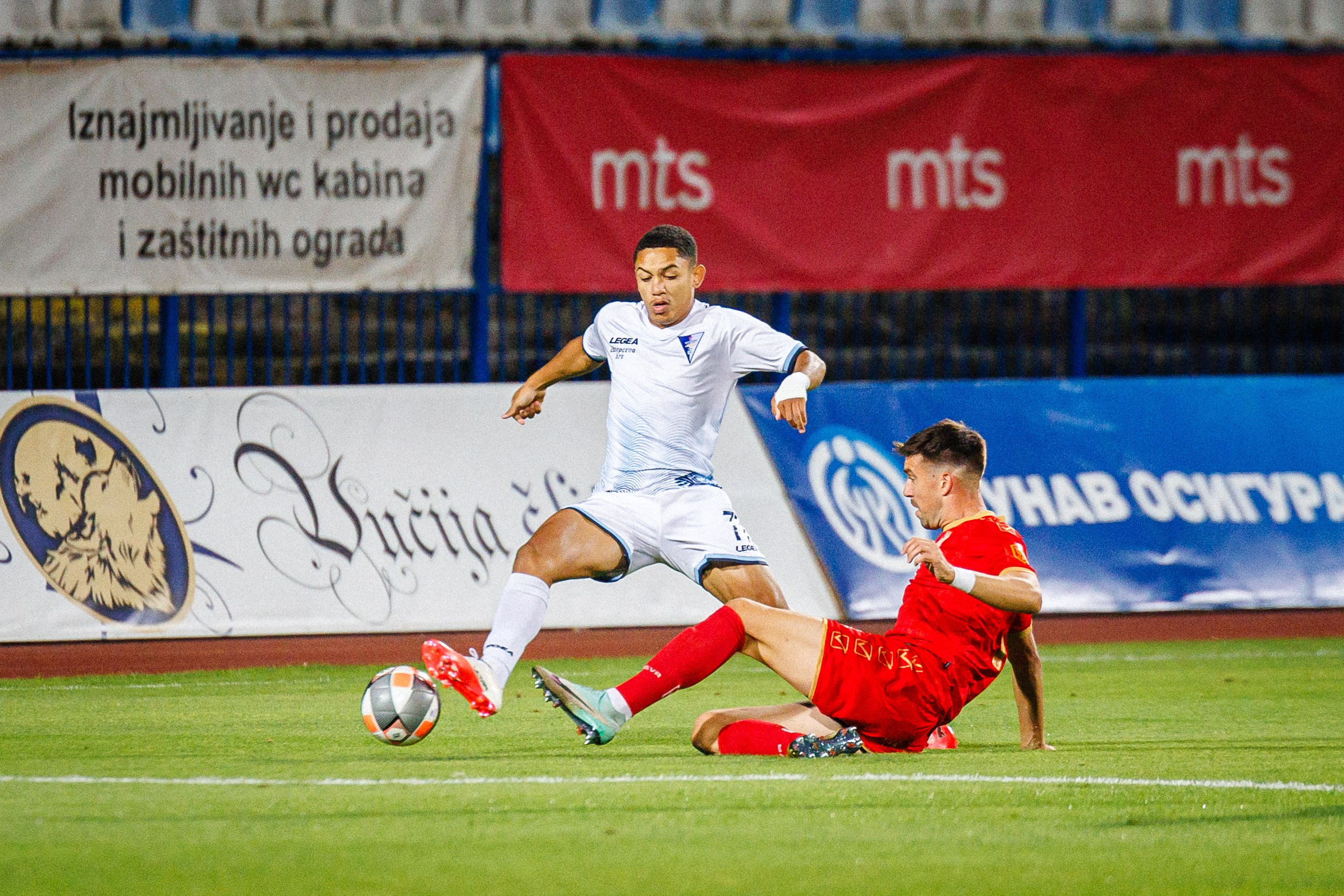 Fudbalska utakmica FK Sparatak FK Napredak
