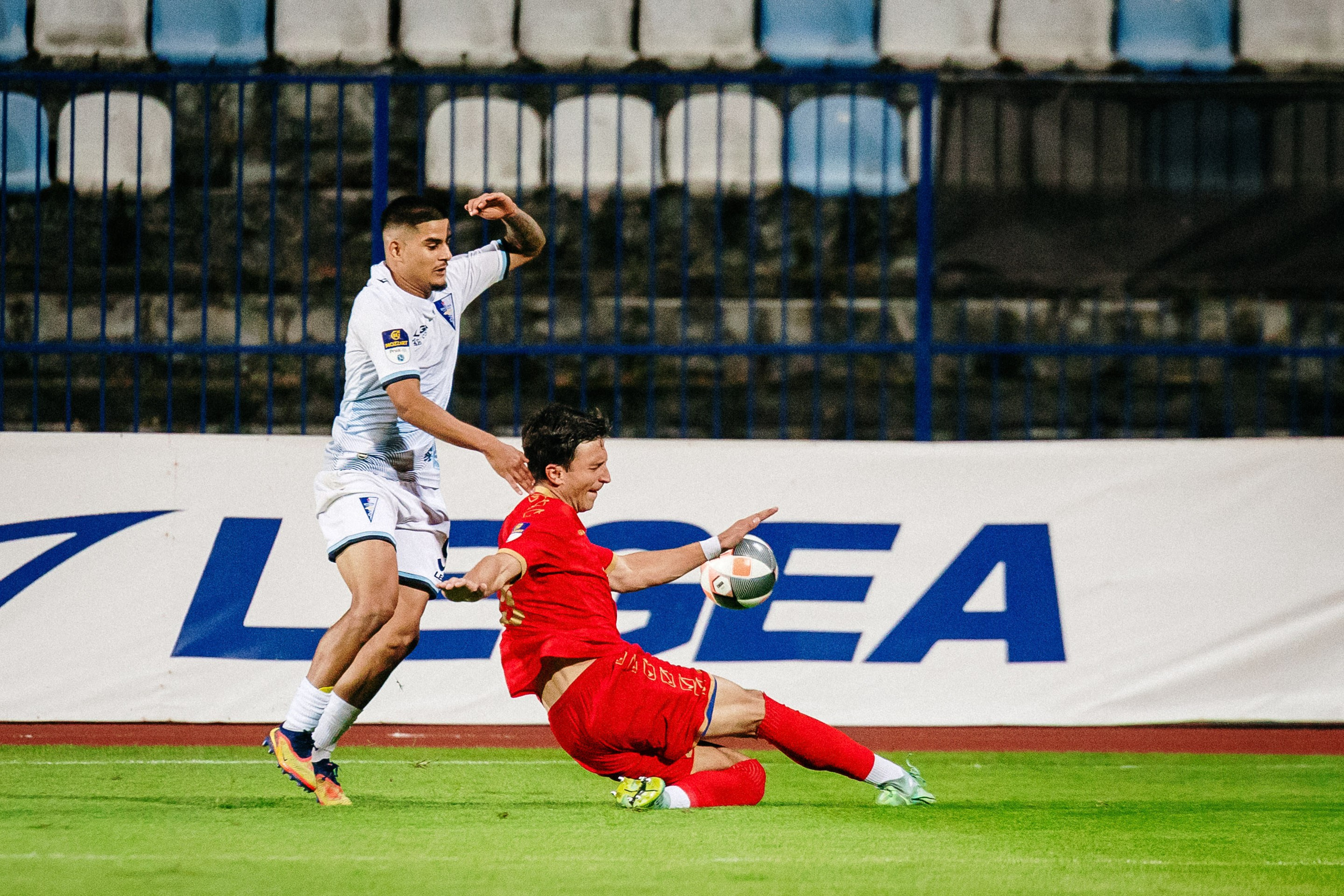 Fudbalska utakmica FK Sparatak FK Napredak