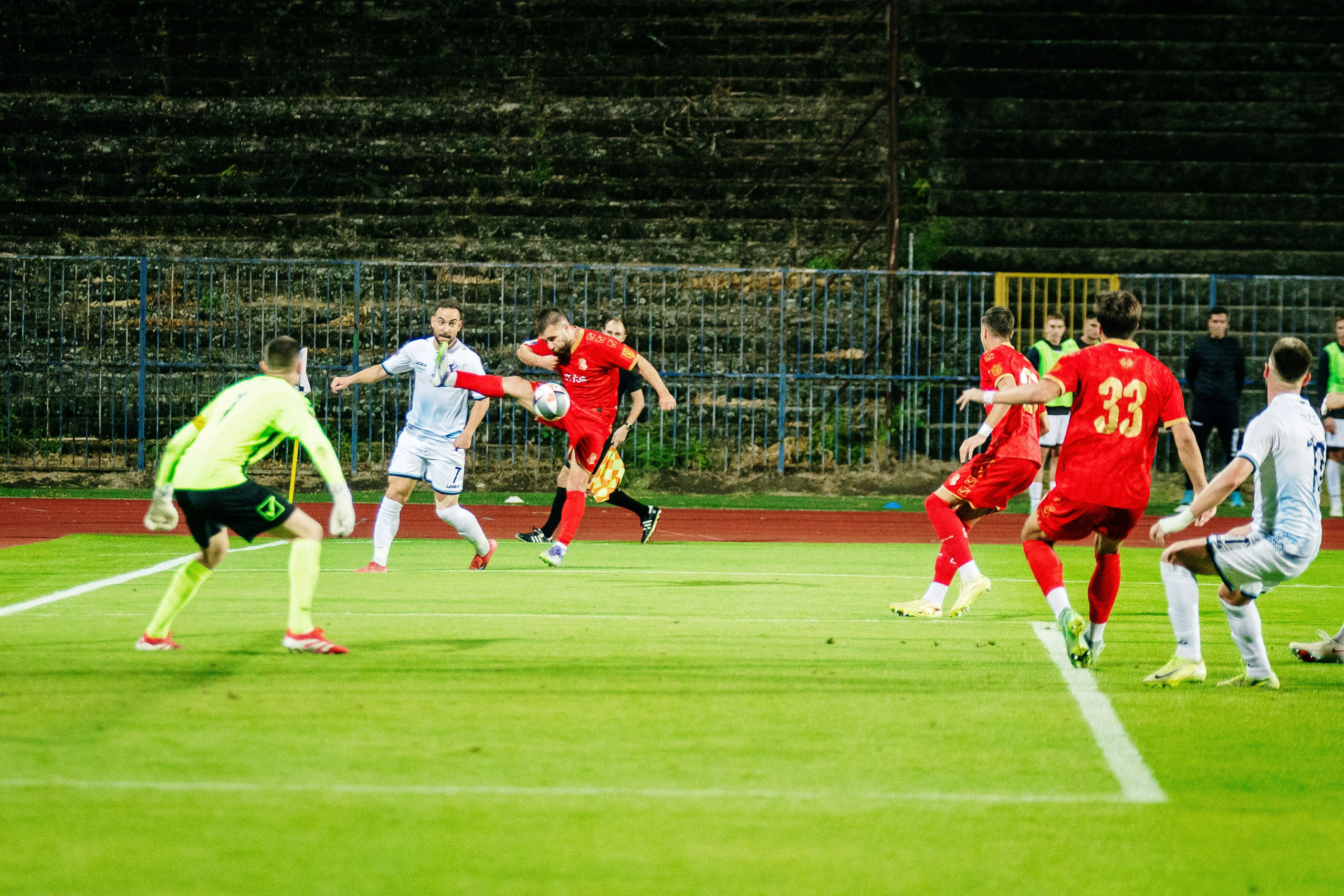 Fudbalska utakmica FK Sparatak FK Napredak