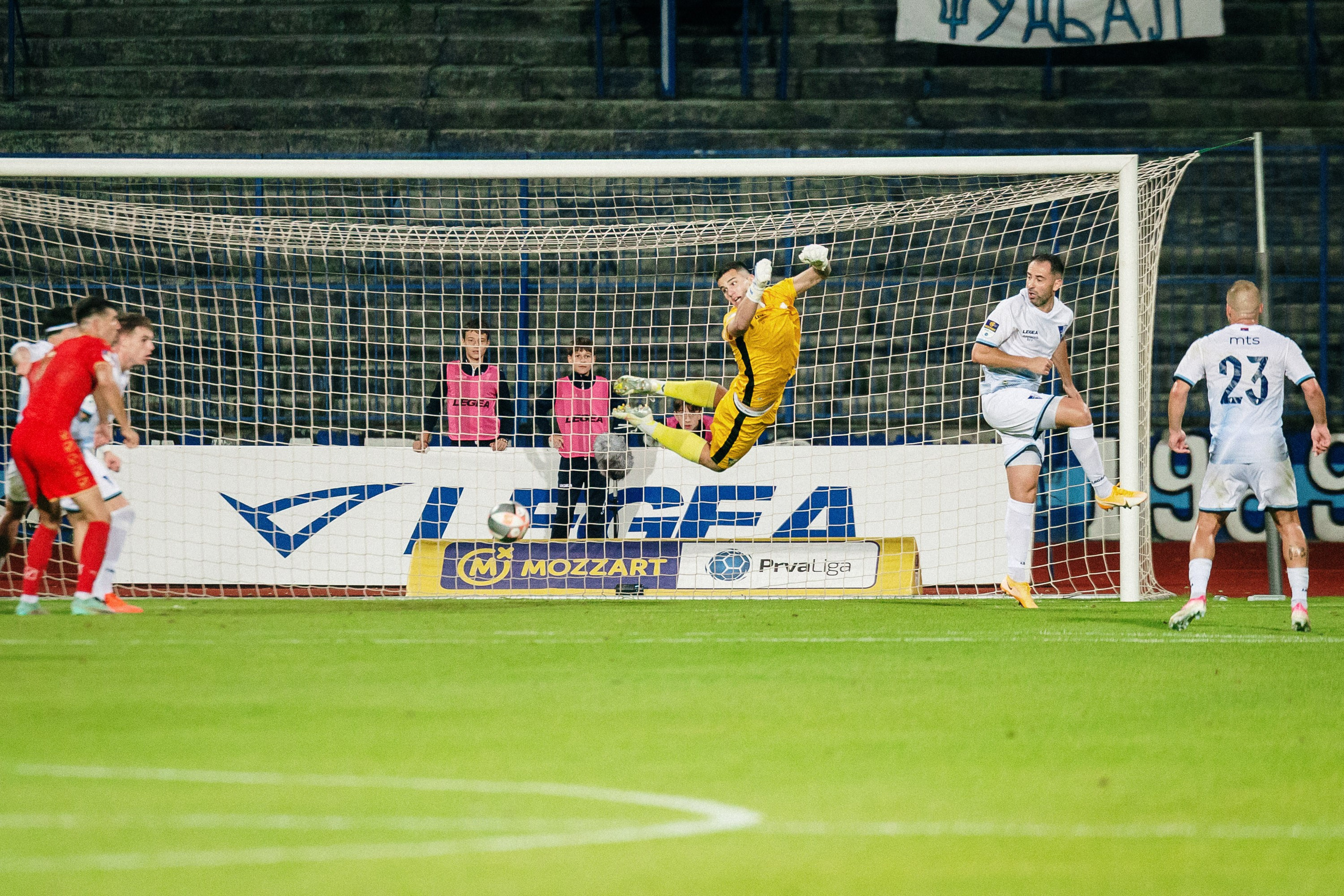 Fudbalska utakmica FK Sparatak FK Napredak