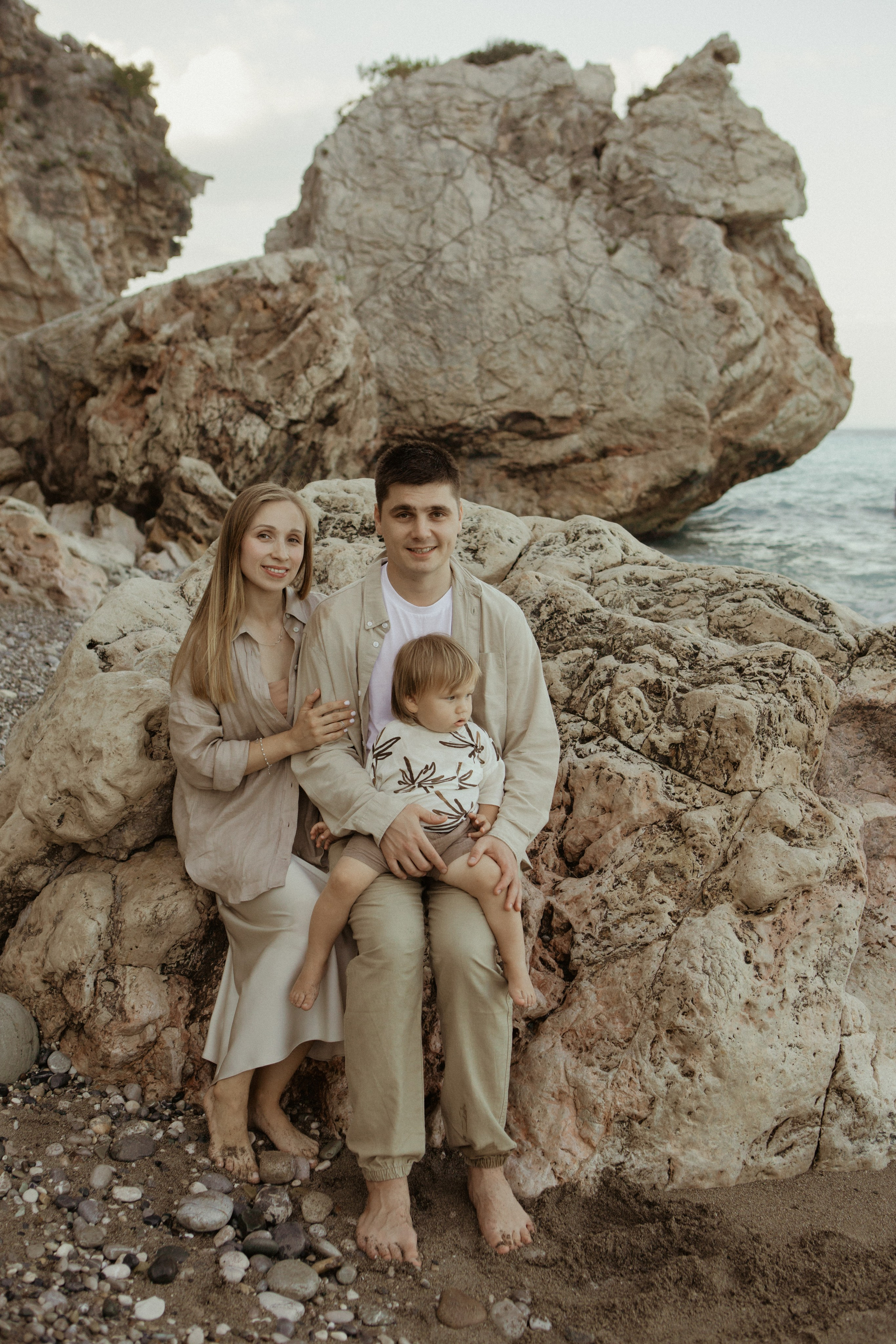 Gulnara, Rail, Ryan and Robert. Photographer Lisbon|Portugal Nadiya Kharytonenko