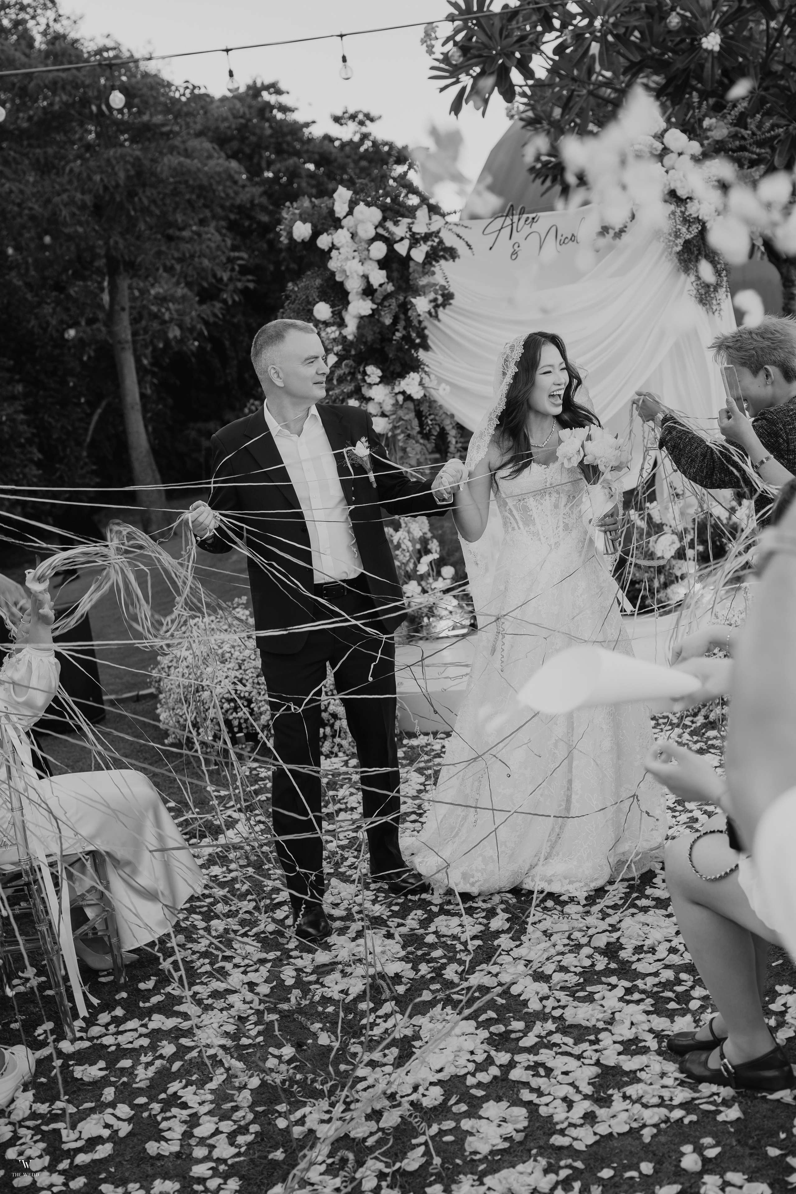 ALEX & NICOLE. WEDDING PHOTOGRAPHER IN VIETNAM