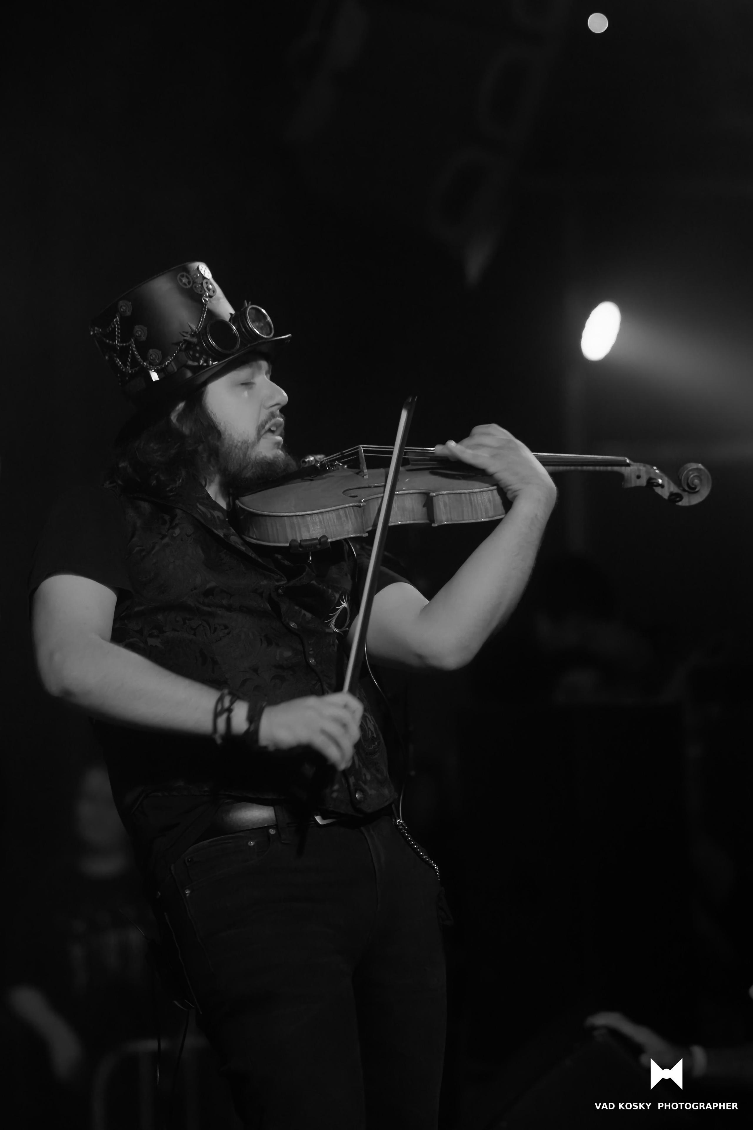 Stormbound — Gagarin TLV 18.10.25. Vad Kosky Photographer