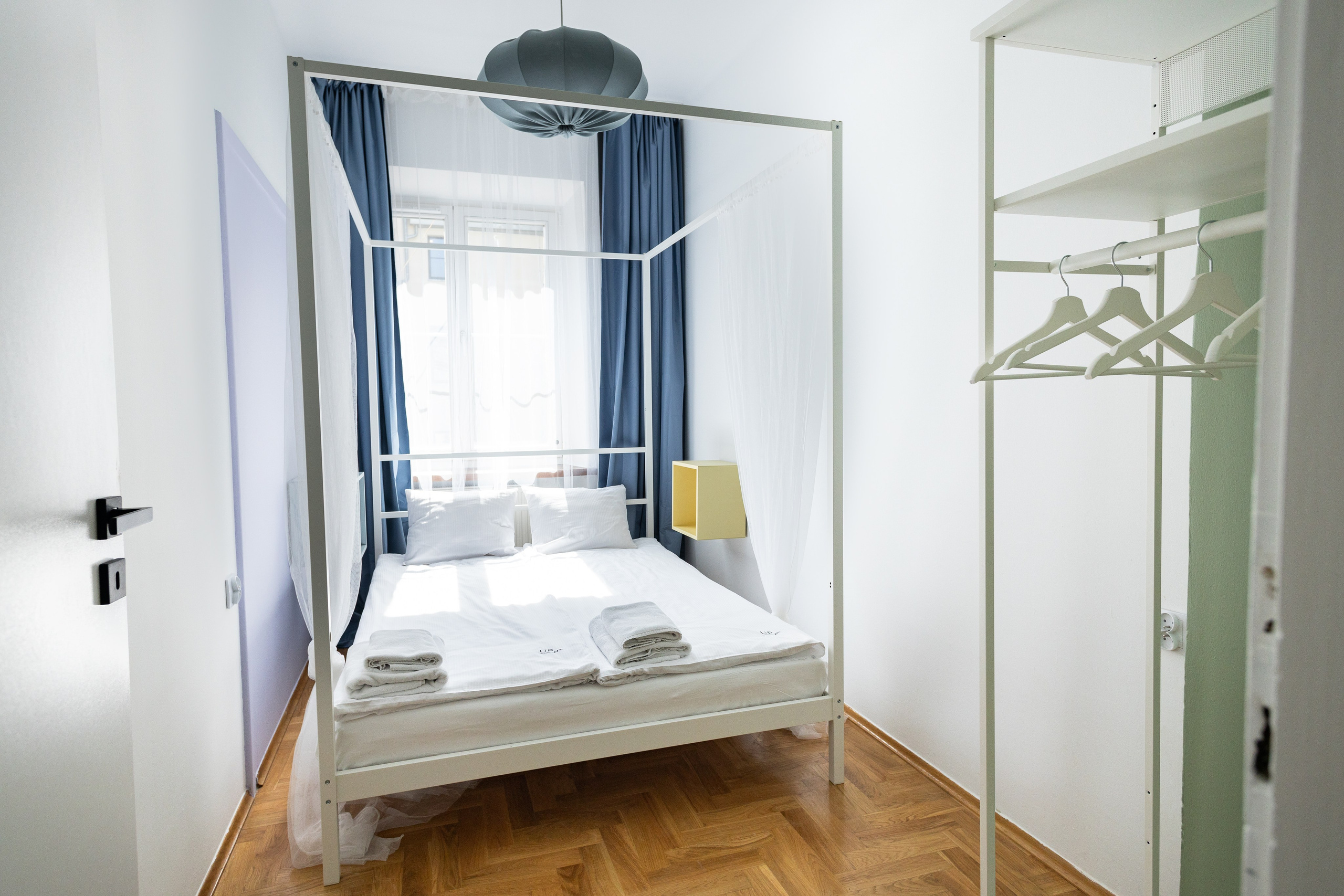 Apartament Upstairs 4