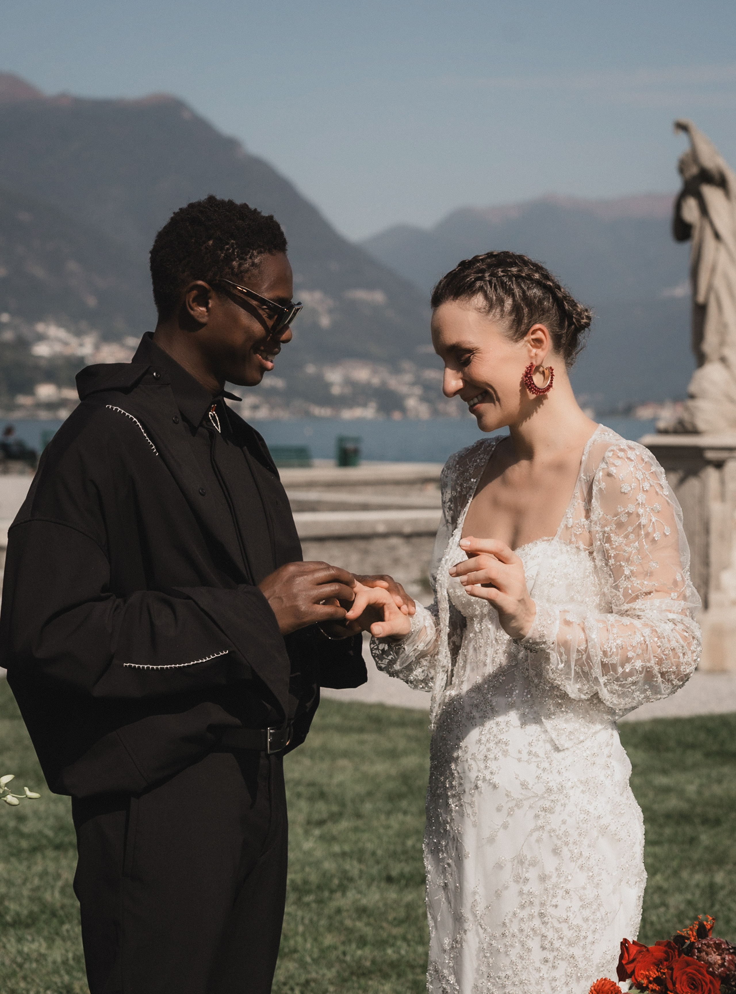 IRINA & AMED • LAKE COMO. PHOTOGRAPHER IN ITALY