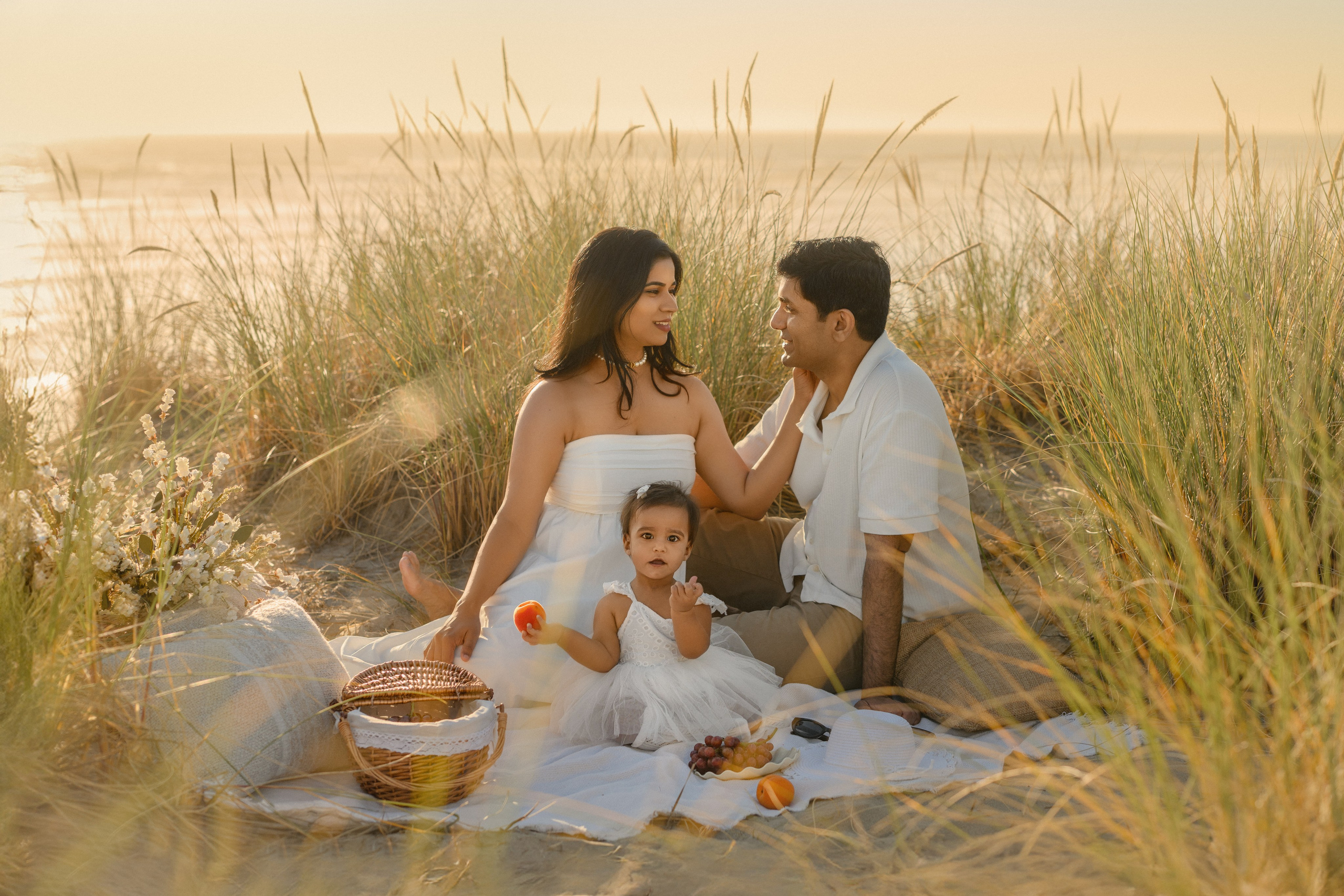 Praveena’s family. Wedding & portrait photography in the Seattle Area. Helen Michelle photographer
