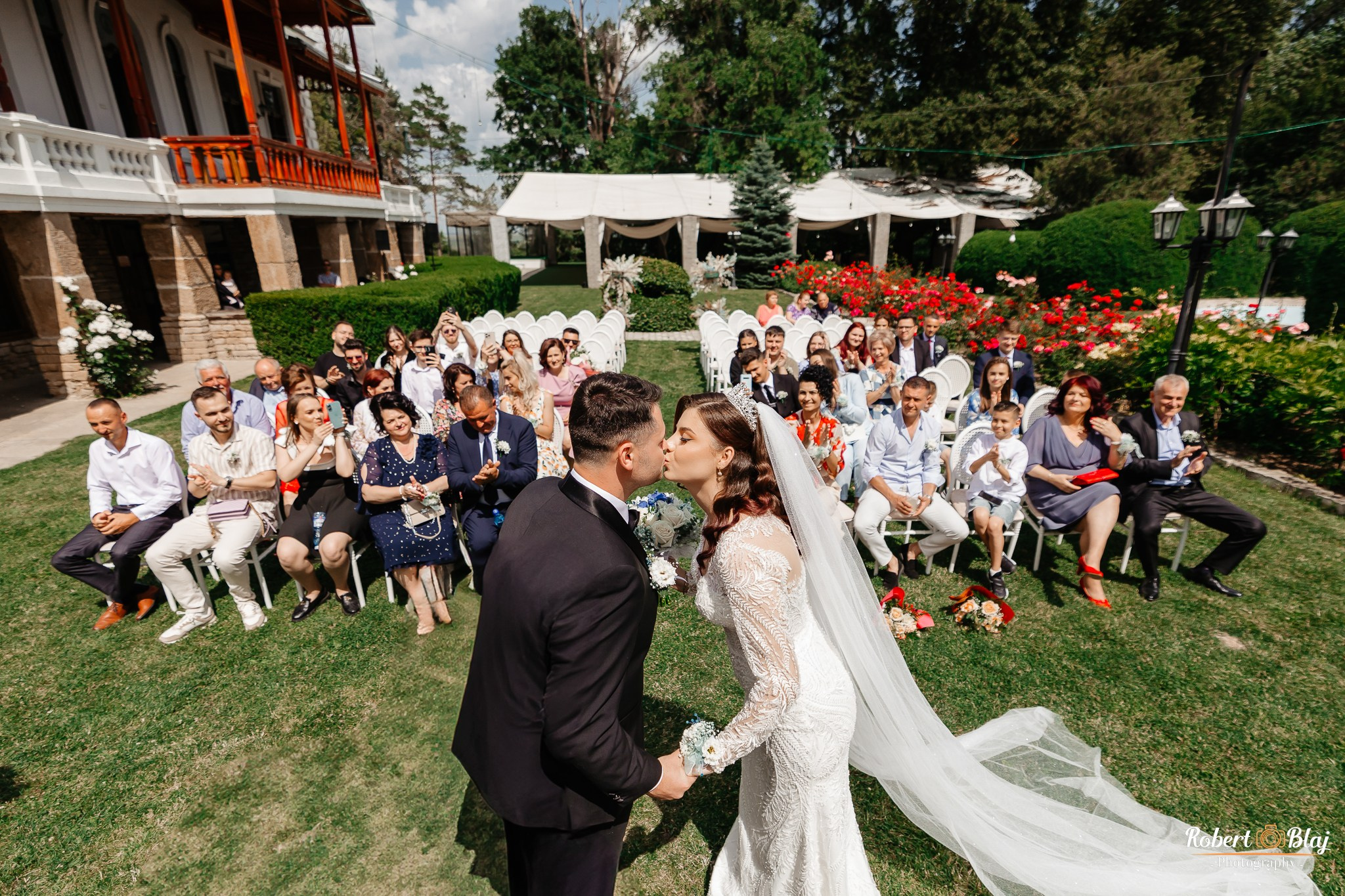 Gabriela & Codrin. Robert Blaj - Fotograf Nuntă Iași