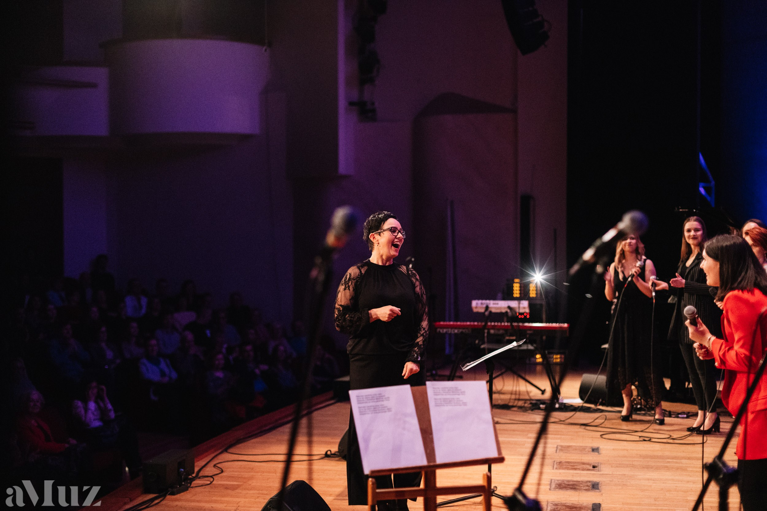 Jazz Zaśpiewam. Fotograf Ślubny Warszawa - Sesje Biznesowe Rodzinne Eventy