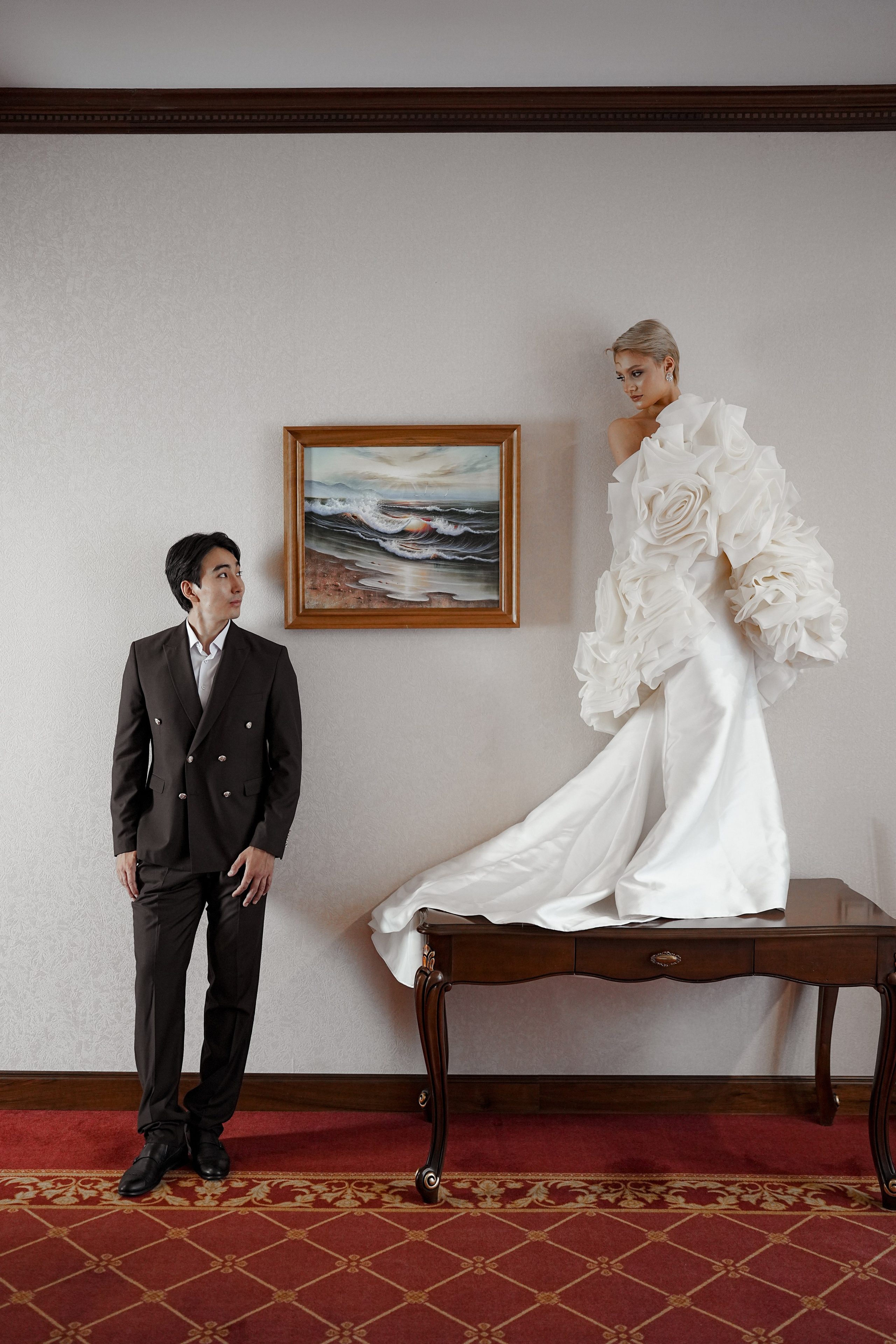 Николь Амир