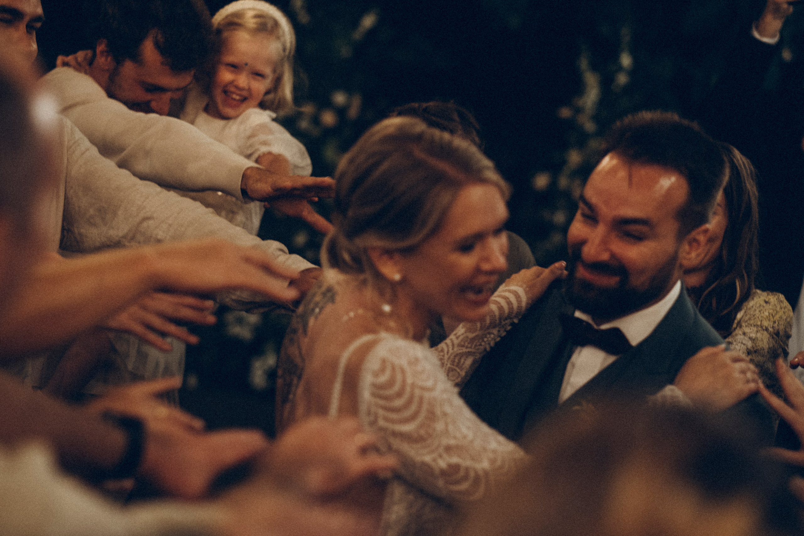 Nadezhda & Dmitry. Masia Mas Coll. Paola wedding photographer / videographer in Barcelona