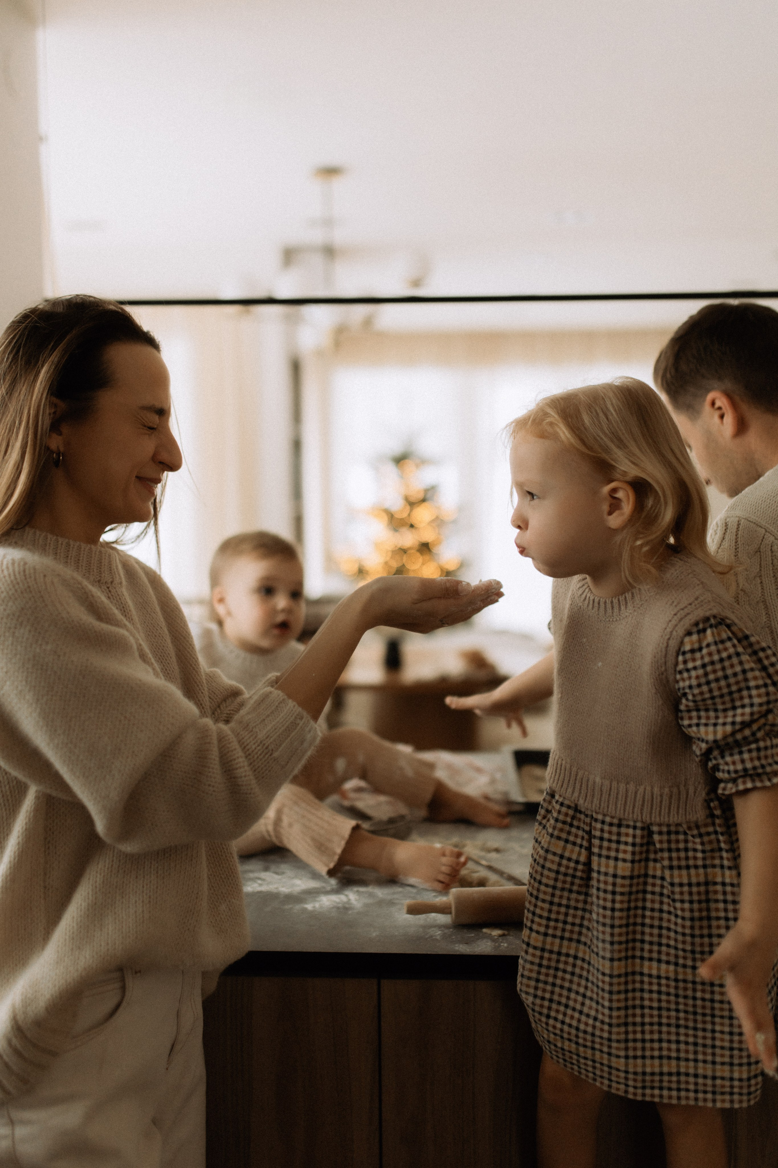 Šventinė šeimos fotosesija | NAMAI. Vestuvių ir šeimų fotografė Lena Bondarenko / belove photo