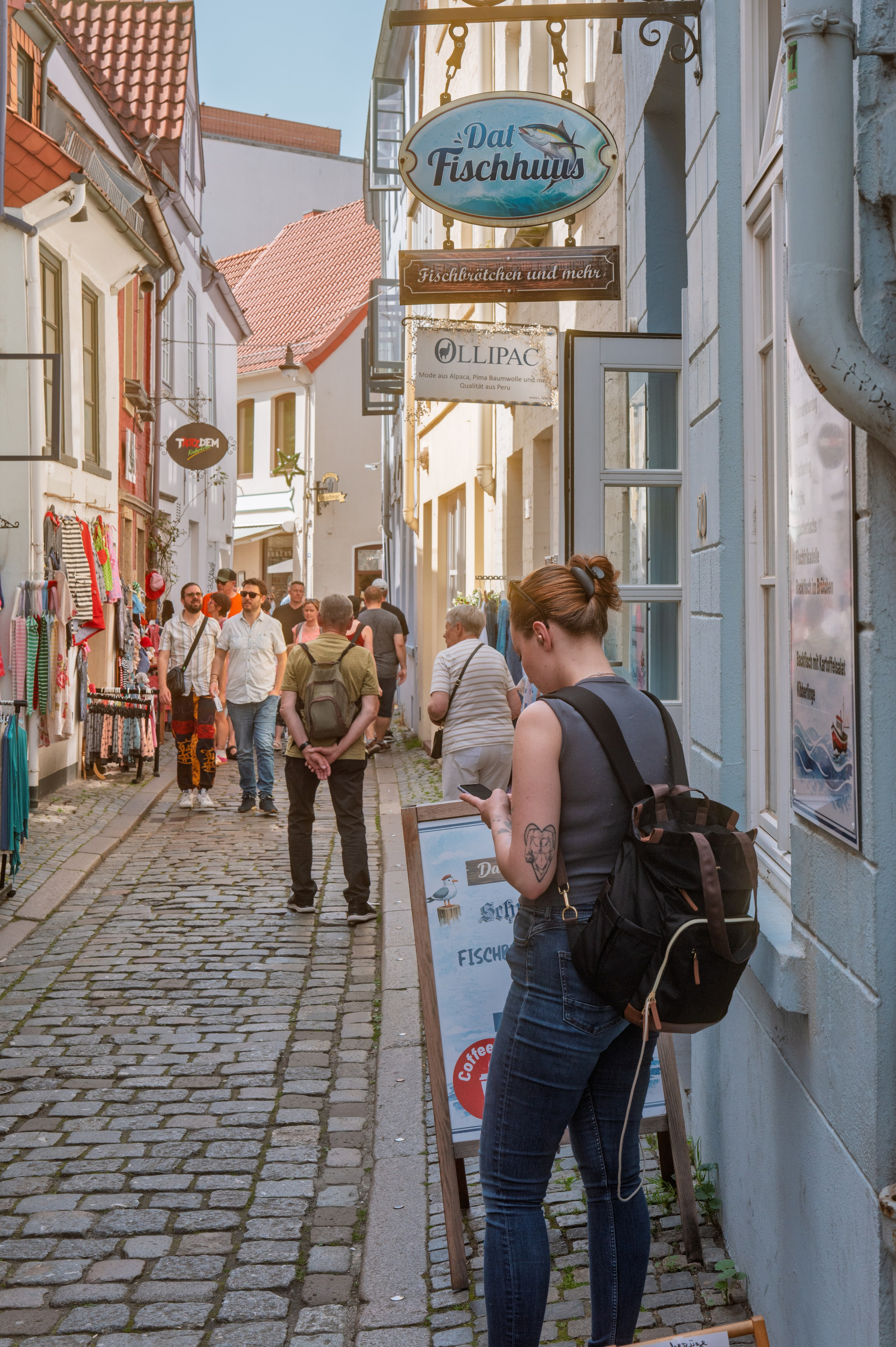 A little bit of street in Bremen #6. URBANSTREETFILES.ART