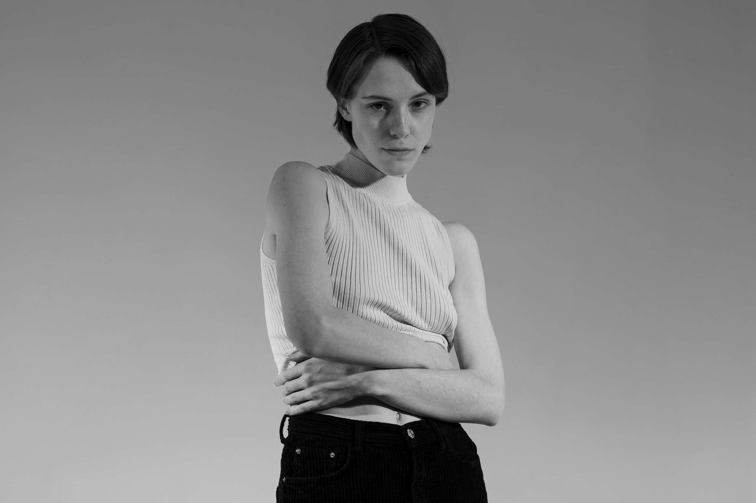 Black & White studio portrait session NYC. Alice Bell — Wedding photographer in New York