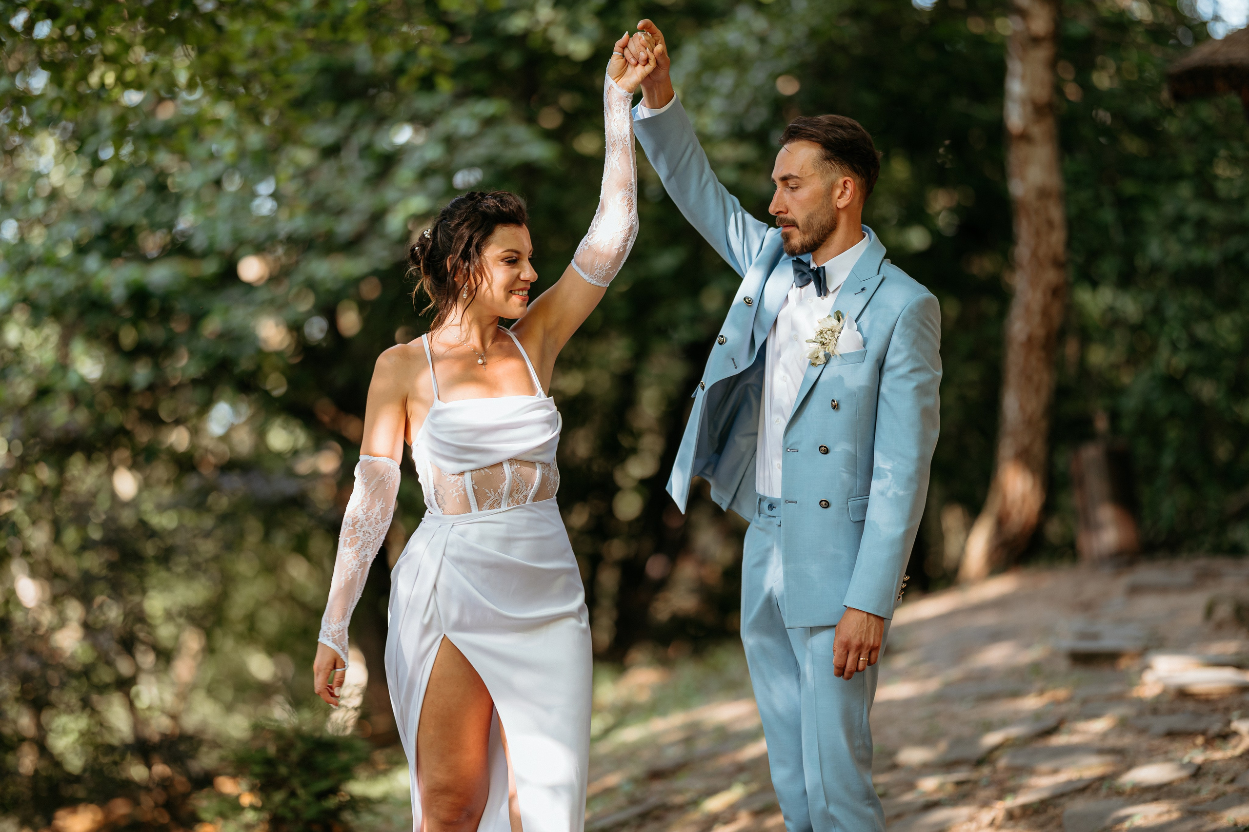 Roly & Lory. Wedding Photographer in Transylvania | Grozav Media
