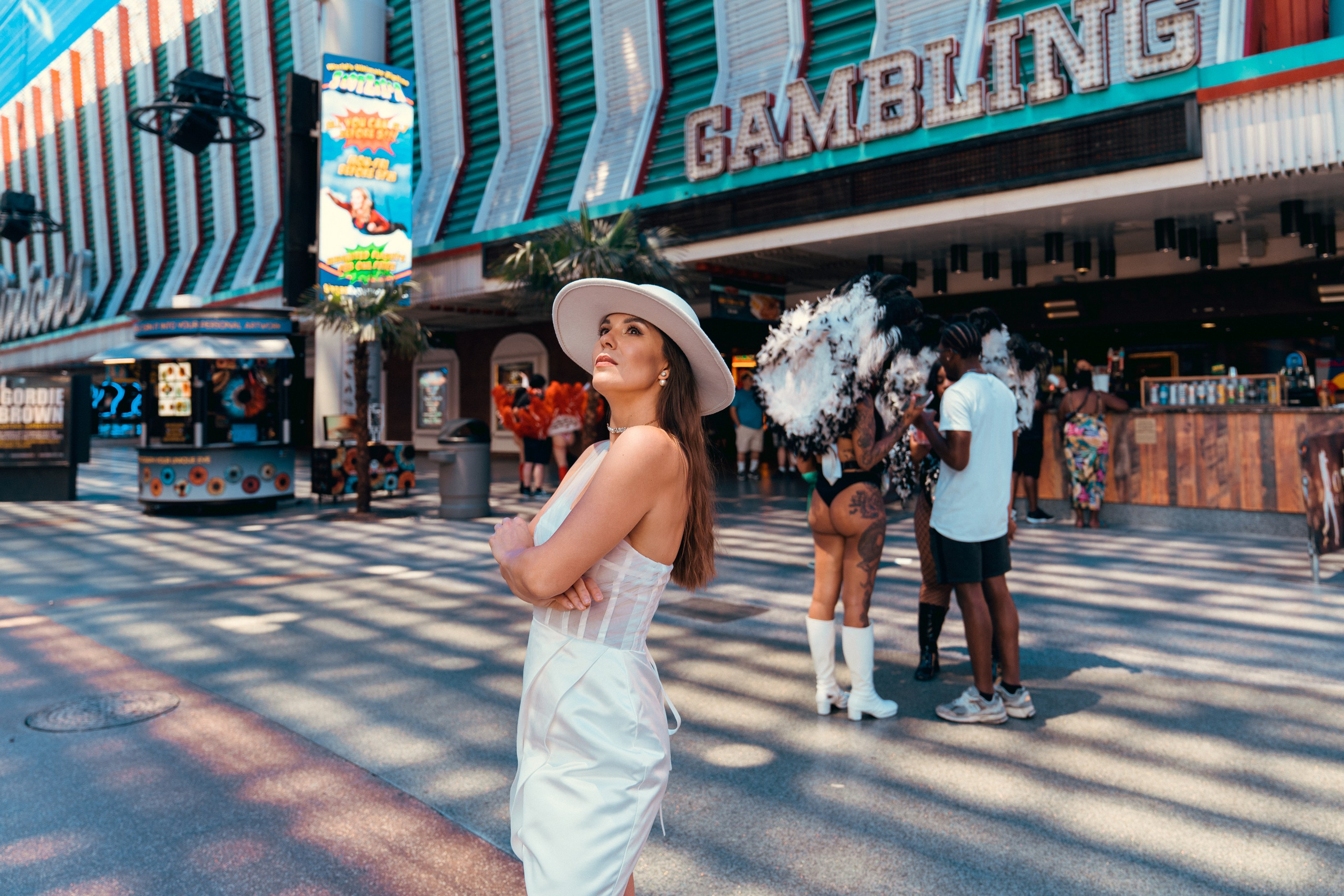 O&M. Wedding & elopement photographer Viktoriya Kravtsov. Las Vegas