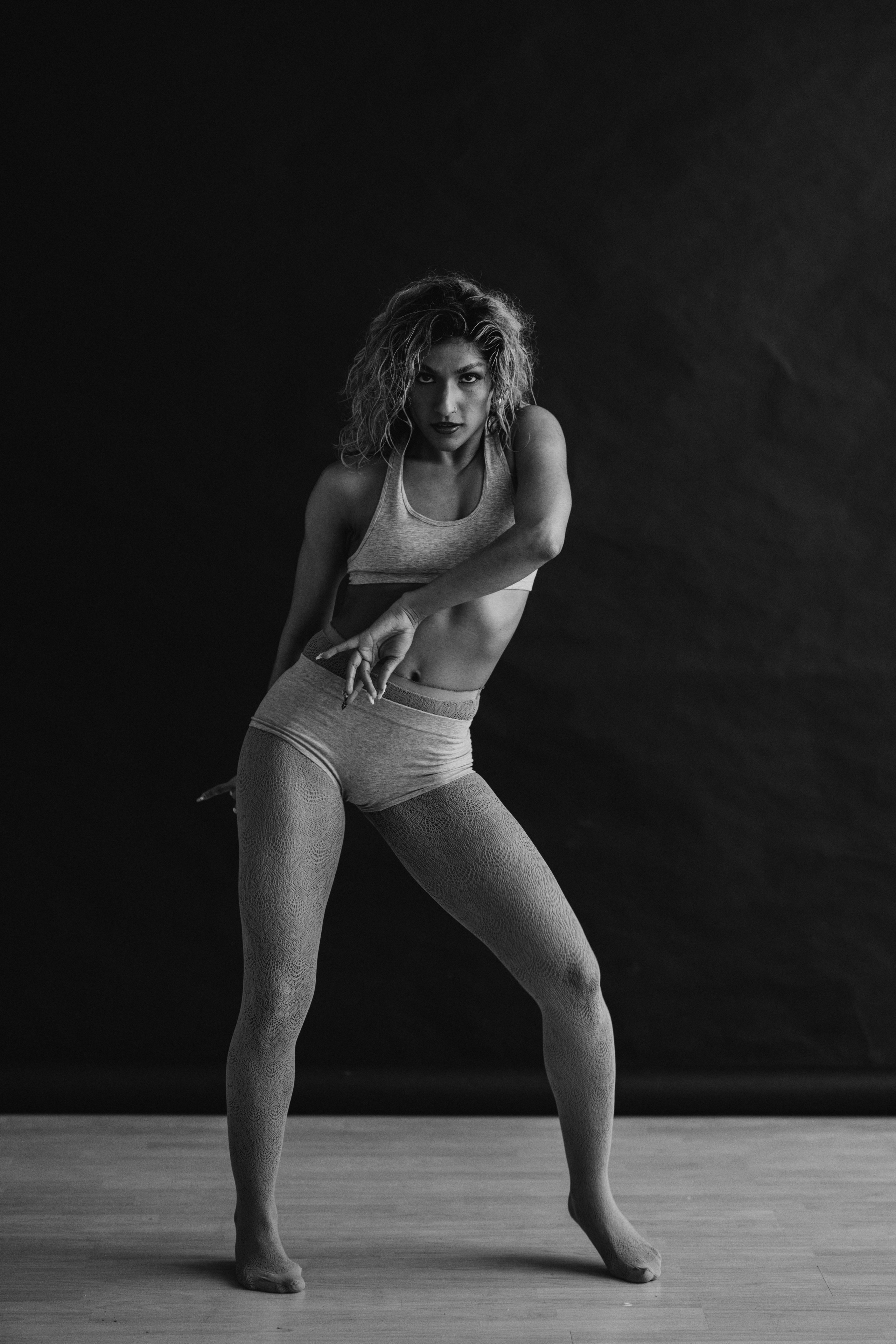 DANCERS. Victoria Olonen – Cinematic Portrait Artist | Helsinki & Europe